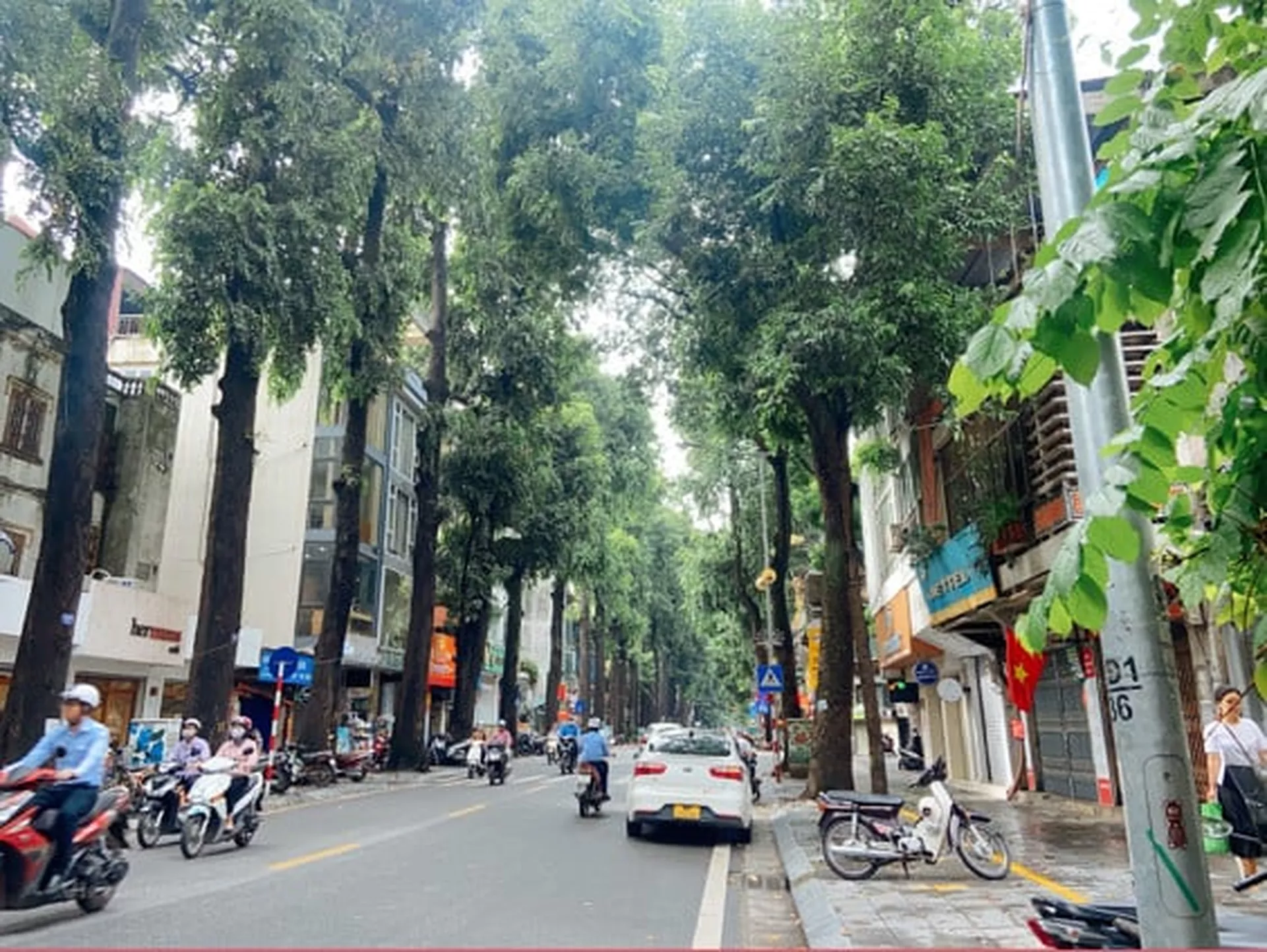 Nhà mặt phố tại đường Nguyễn Khoái, quận Hai Bà Trưng có giá bán bao nhiêu?