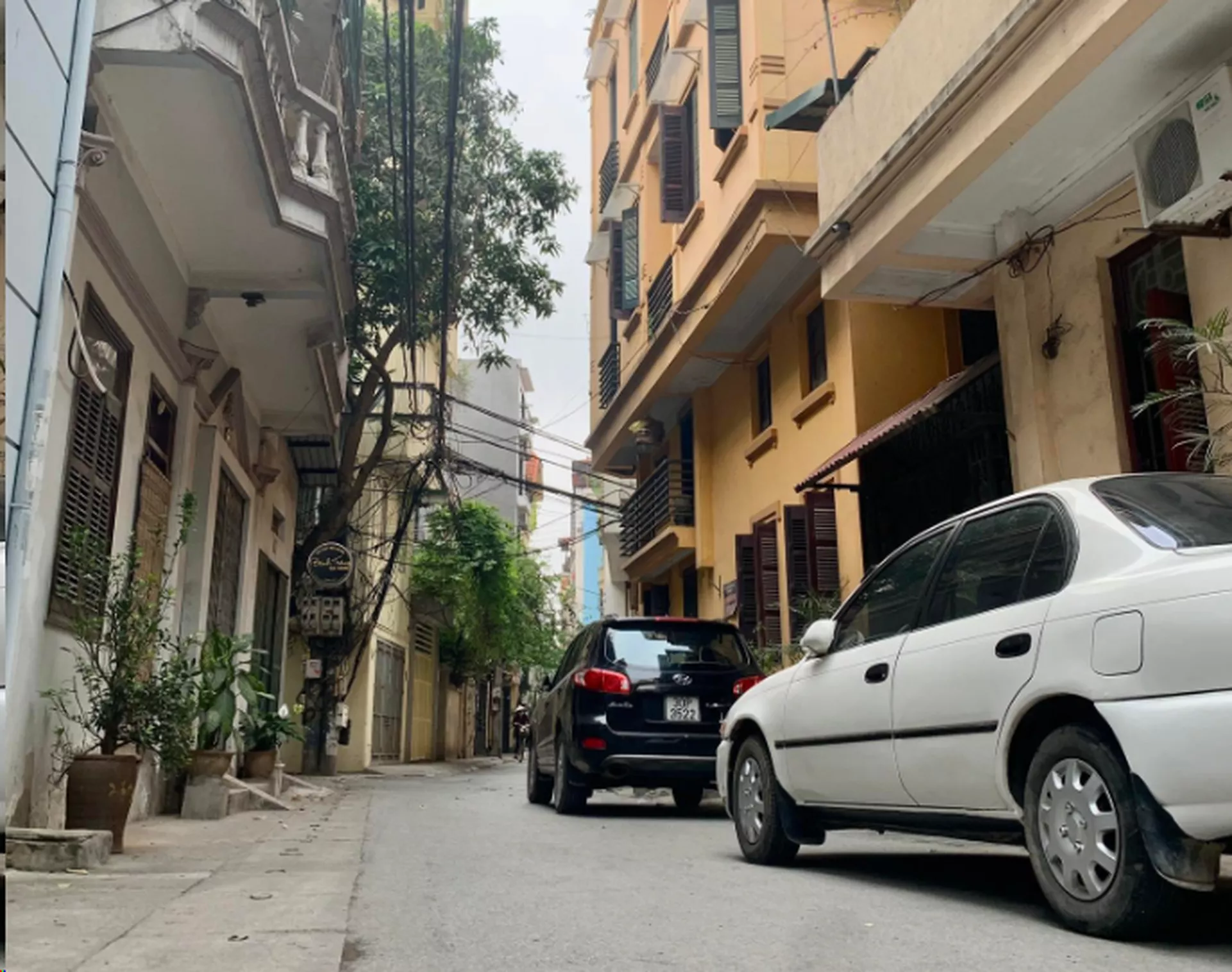 Cập nhật giá bán nhà ngõ ô tô tại phường Mai Dịch, quận Cầu Giấy