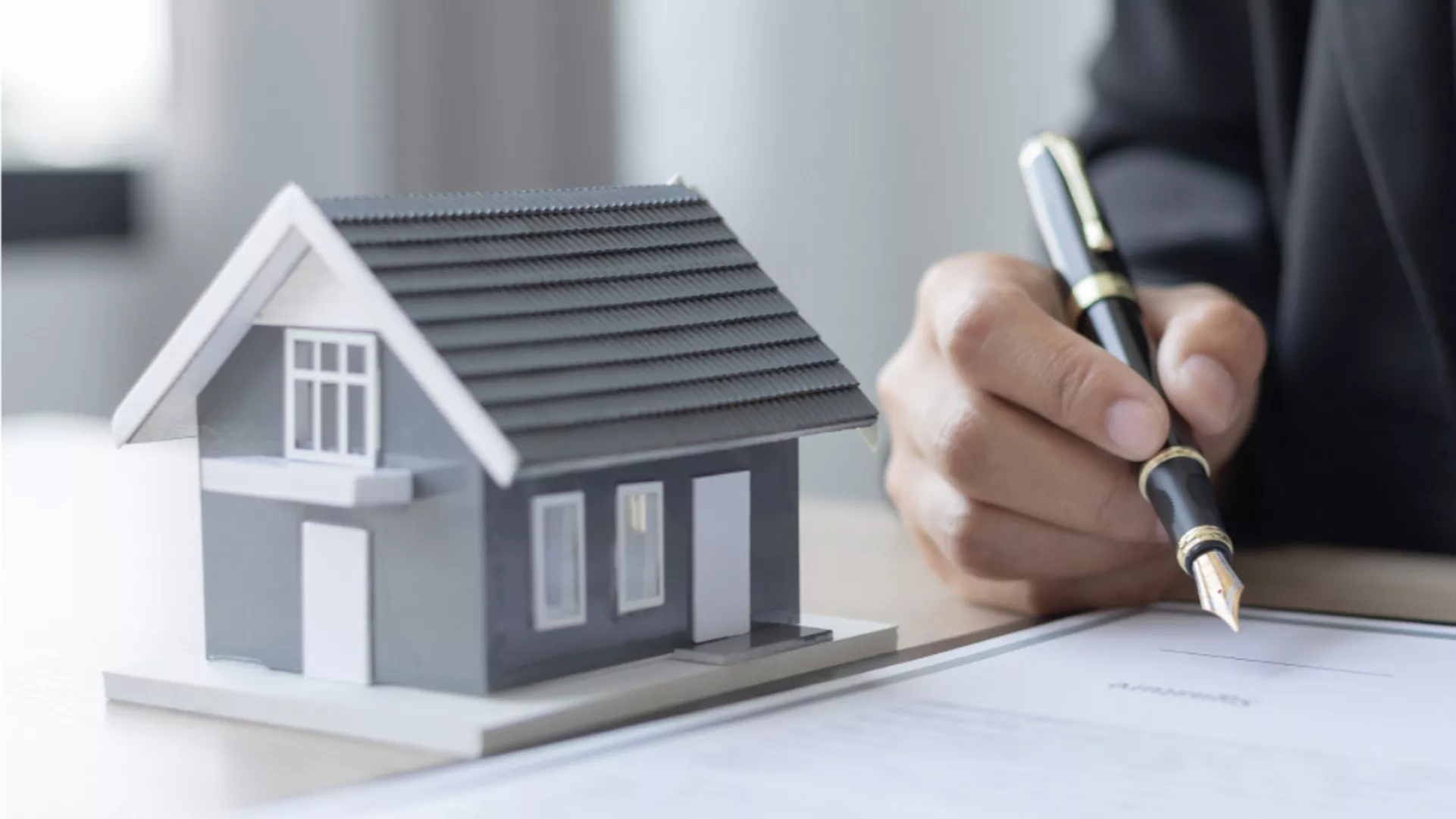 Làm sao để gỡ những “điểm kẹt” trong hành trình bán nhà?