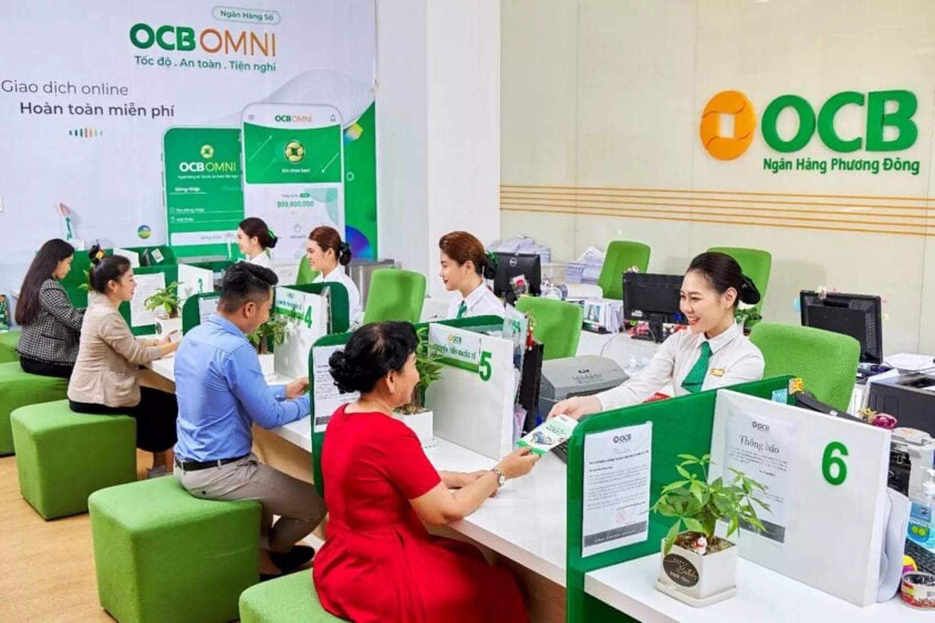 Lãi suất ngân hàng hôm nay 15/4/2025: OCB bất ngờ hạ mạnh, có kỳ hạn giảm tới hơn 1%/năm