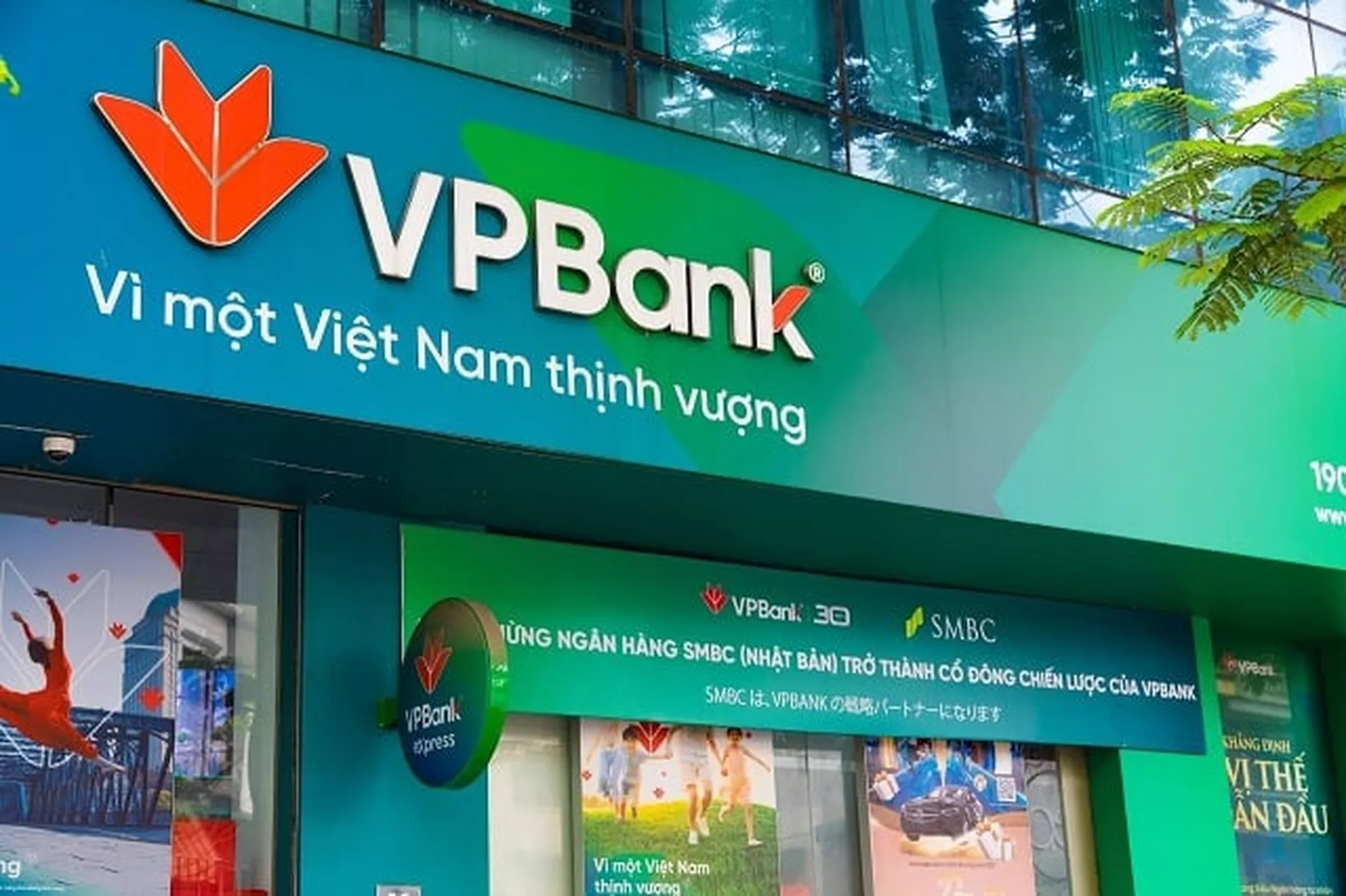 Lãi suất ngân hàng hôm nay 26/5/2025: VPBank giảm 0,1%/năm