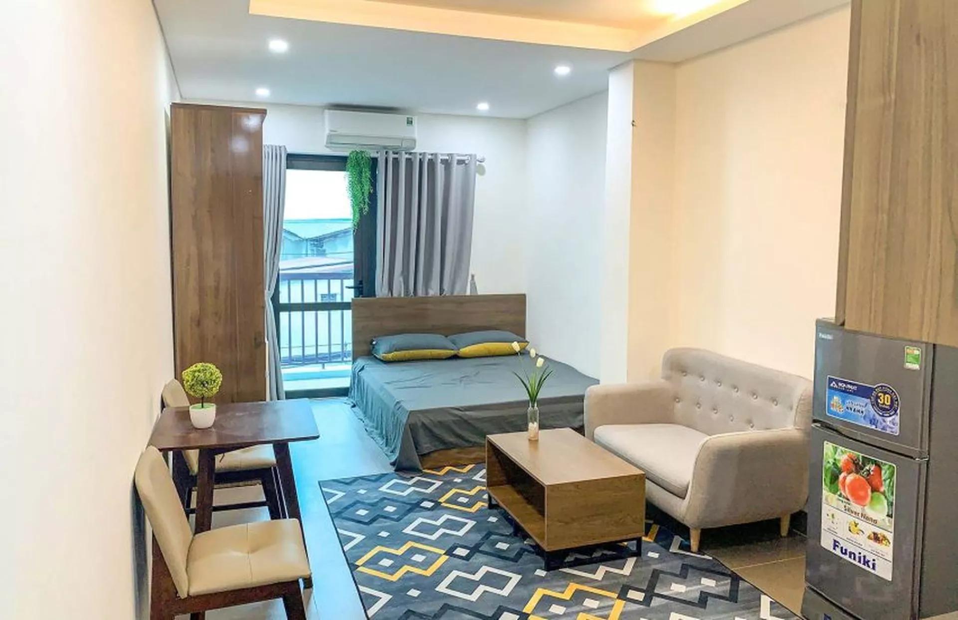 Giá thuê phòng trọ, nhà trọ gần Đại học Ngoại Thương đang là bao nhiêu? 