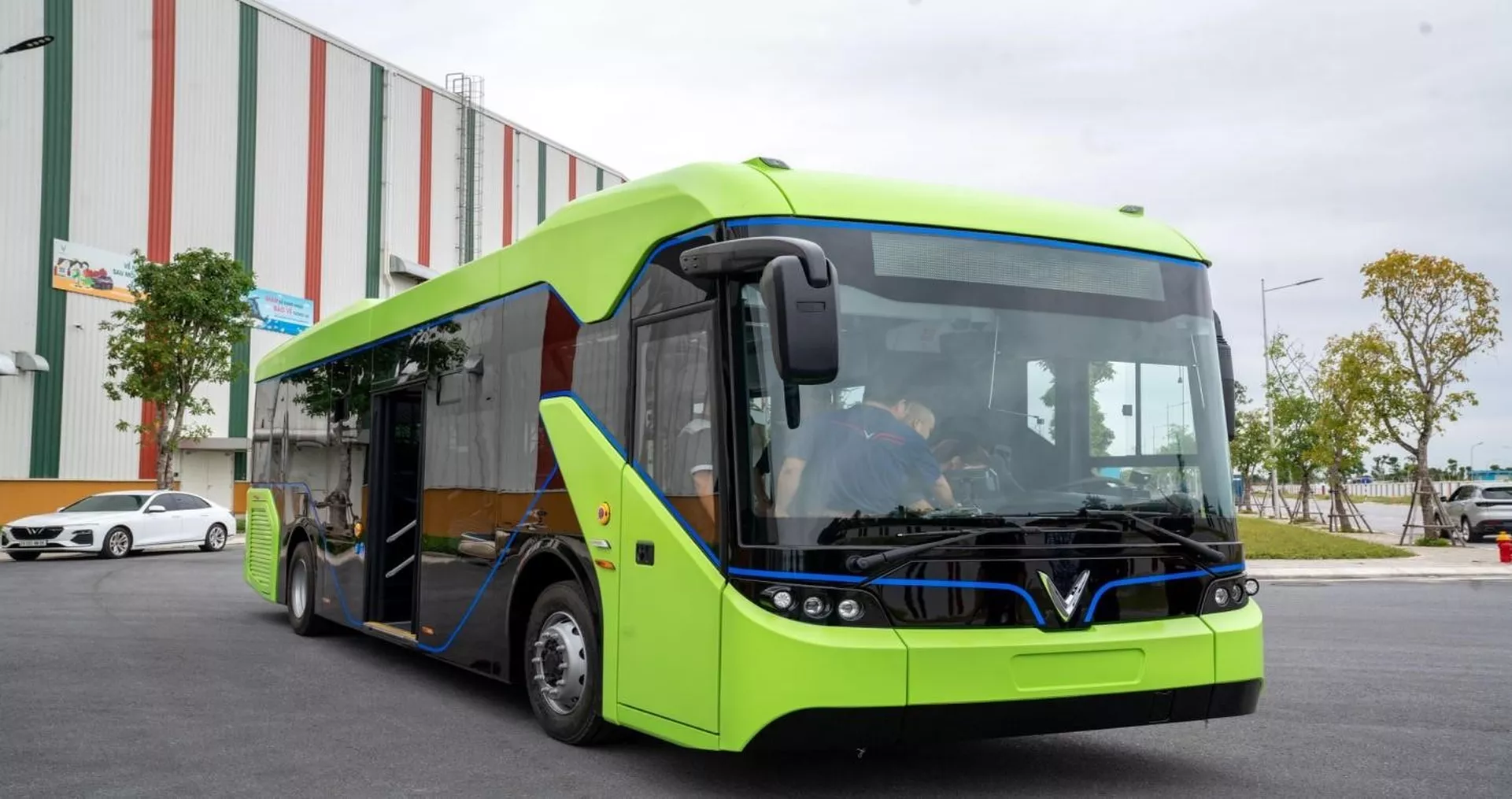 Hướng dẫn cách đi từ Vinhomes Ocean Park Gia Lâm đến Học viện Ngân hàng