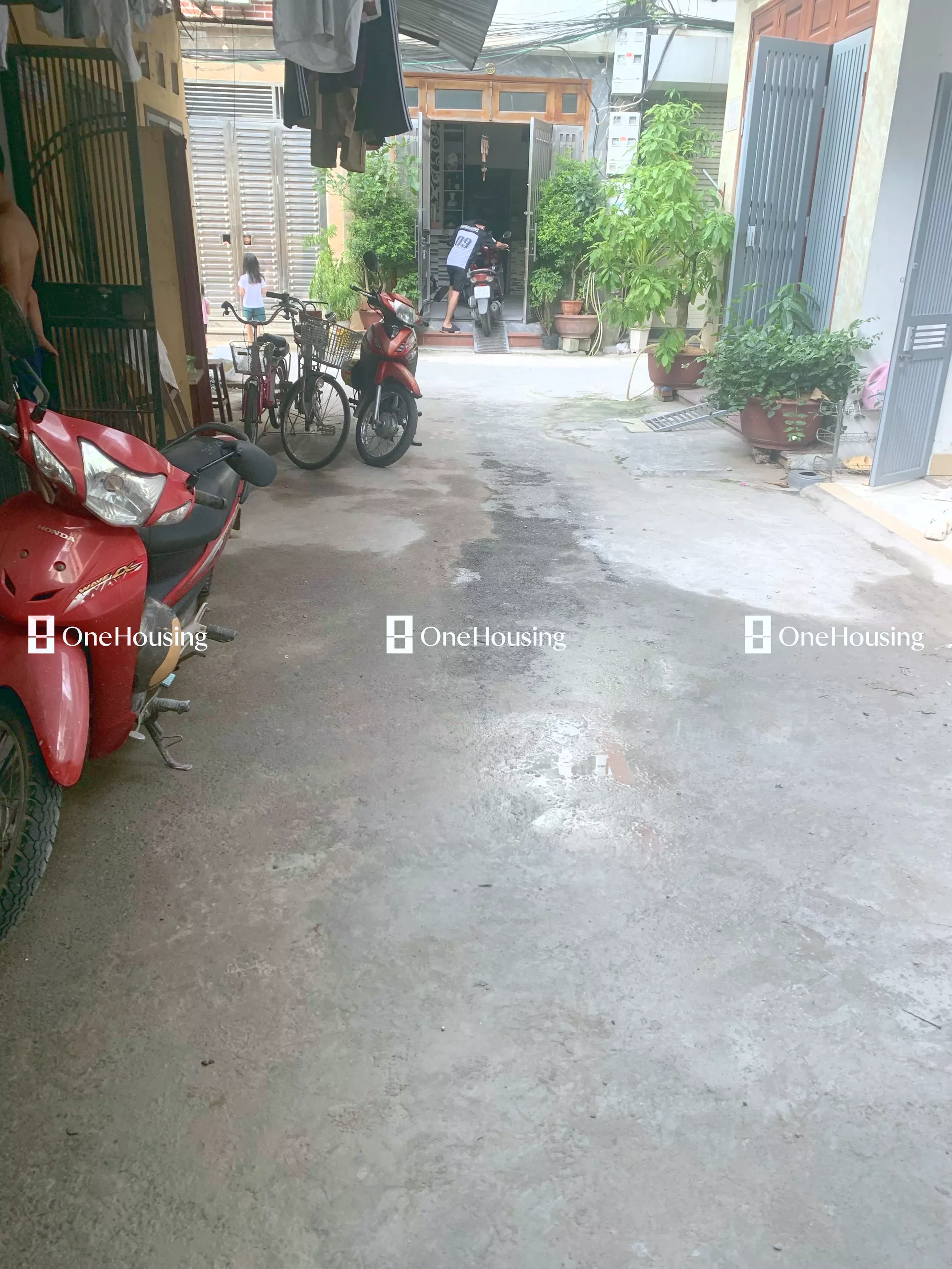 Nhà mặt ngõ cách Nguyễn Văn Linh 250m, P. Phúc Đồng, Q. Long Biên, TP. Hà Nội