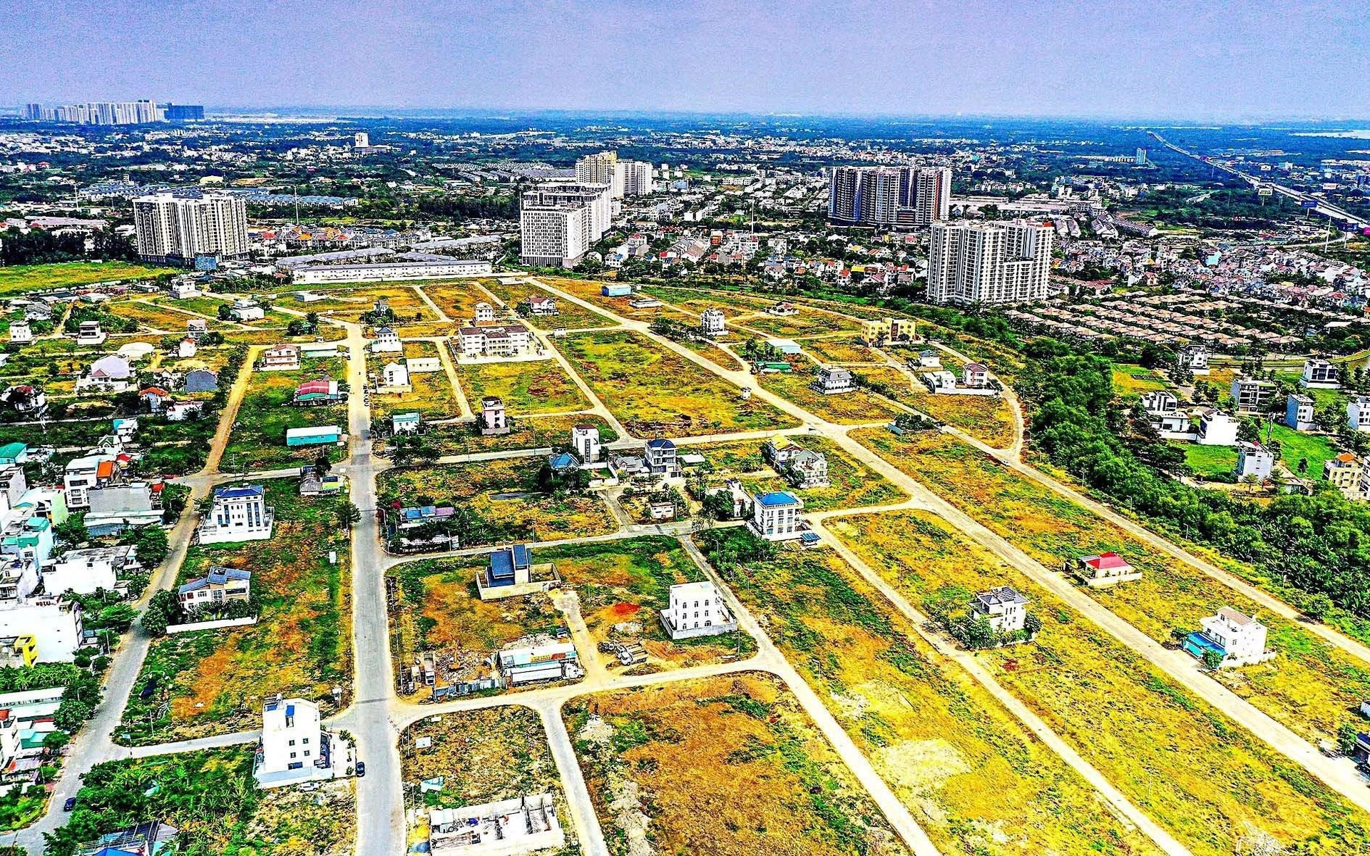 Tìm hiểu chi tiết thủ tục tách thửa đất dân cư xây dựng mới