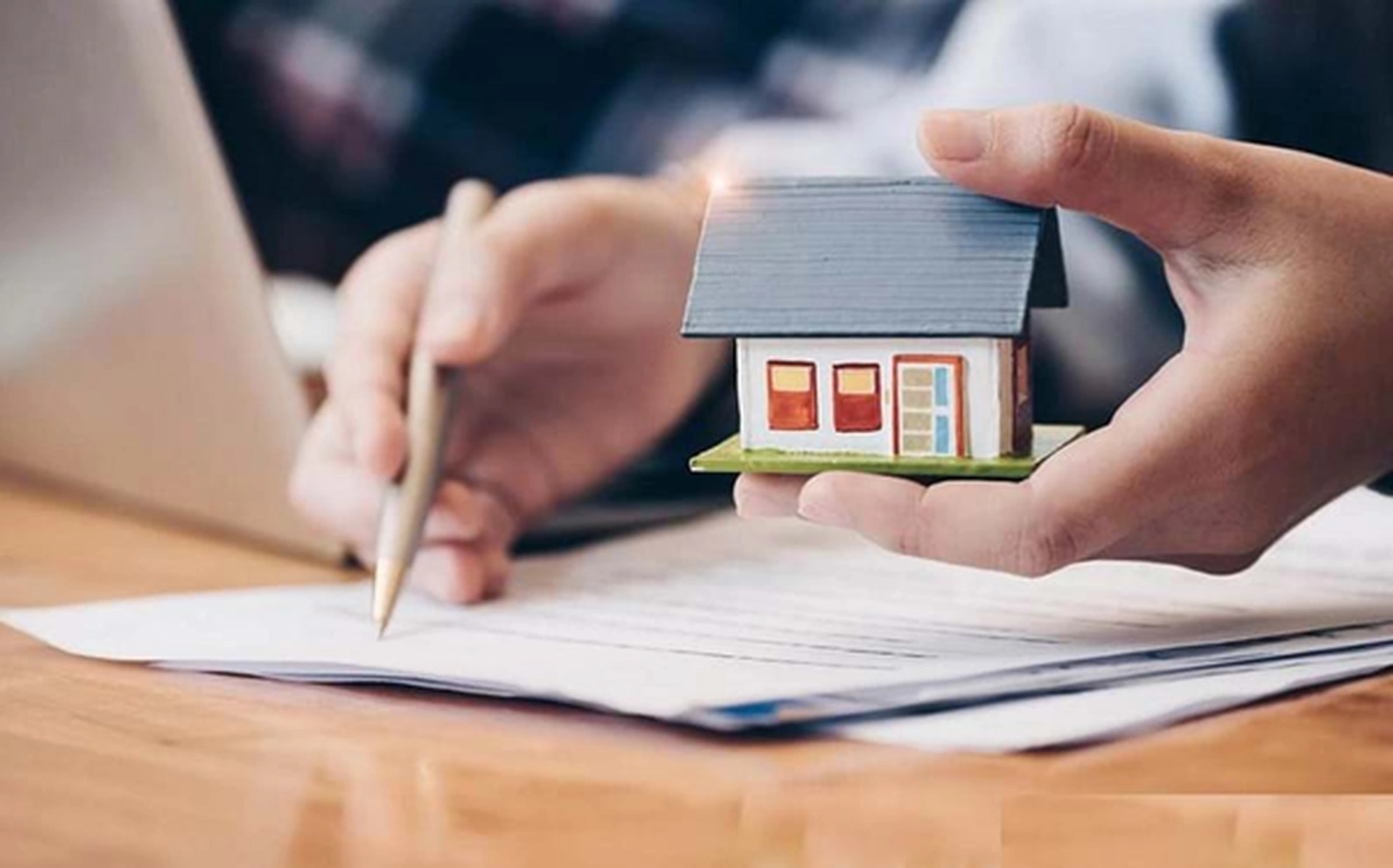 4 tài sản gắn liền với đất được cấp Sổ đỏ và cách ghi trong sổ