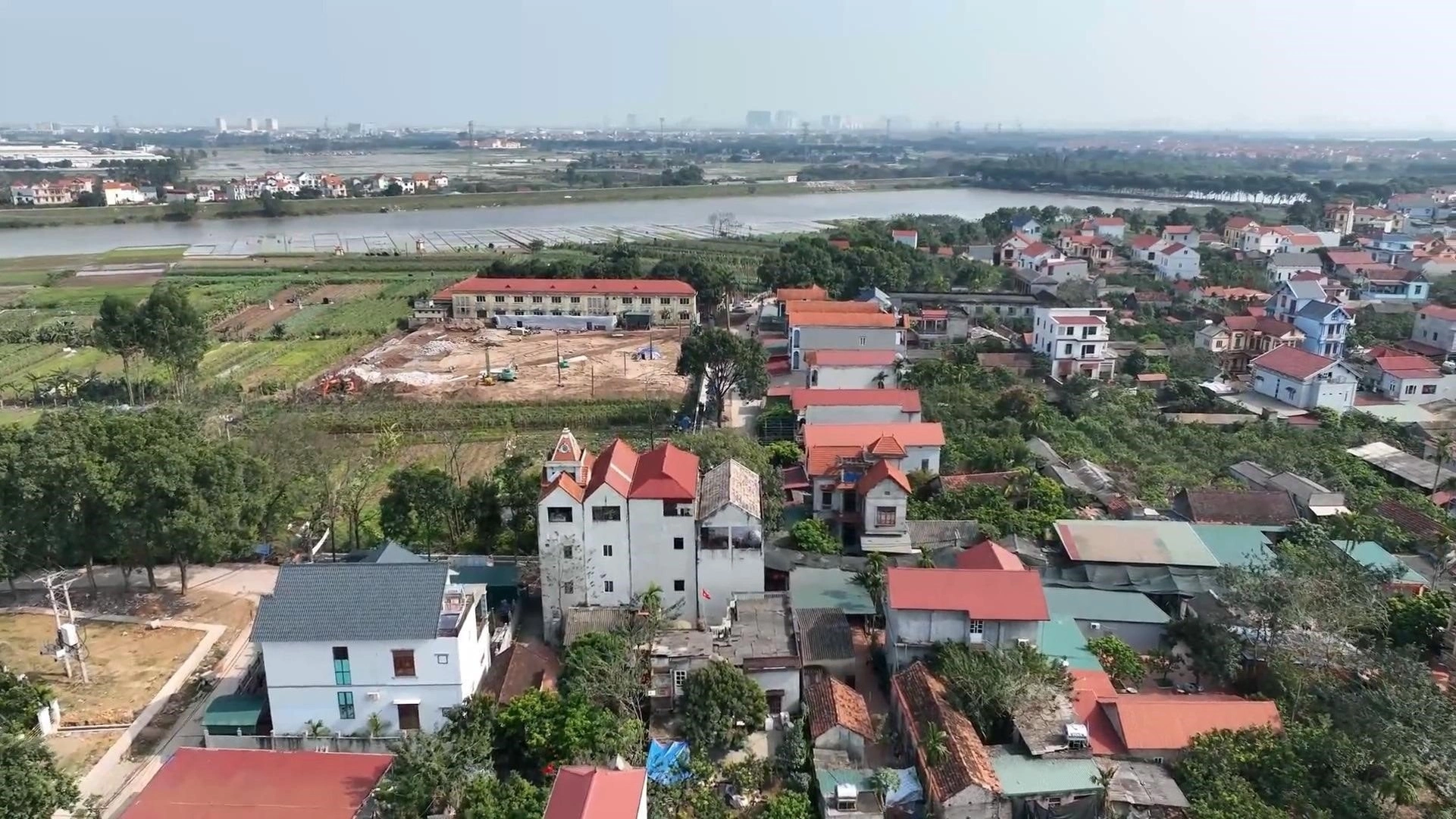 Quy định về bồi thường giải phóng mặt bằng khi bị thu hồi đất như thế nào?