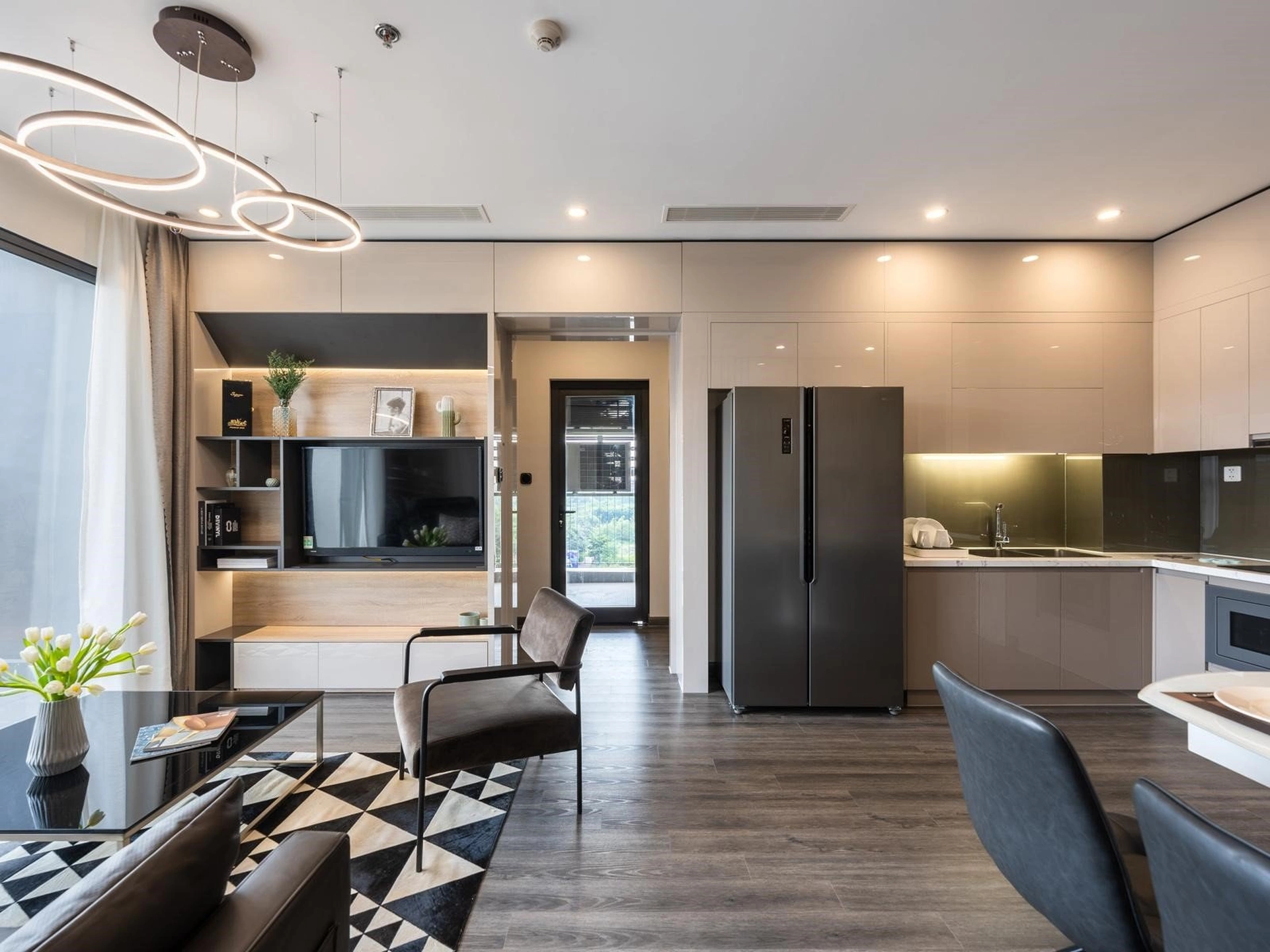 Giá bán và diện tích căn 3PN của Vinhomes Ocean Park và Vinhomes Smart City khác nhau thế nào?