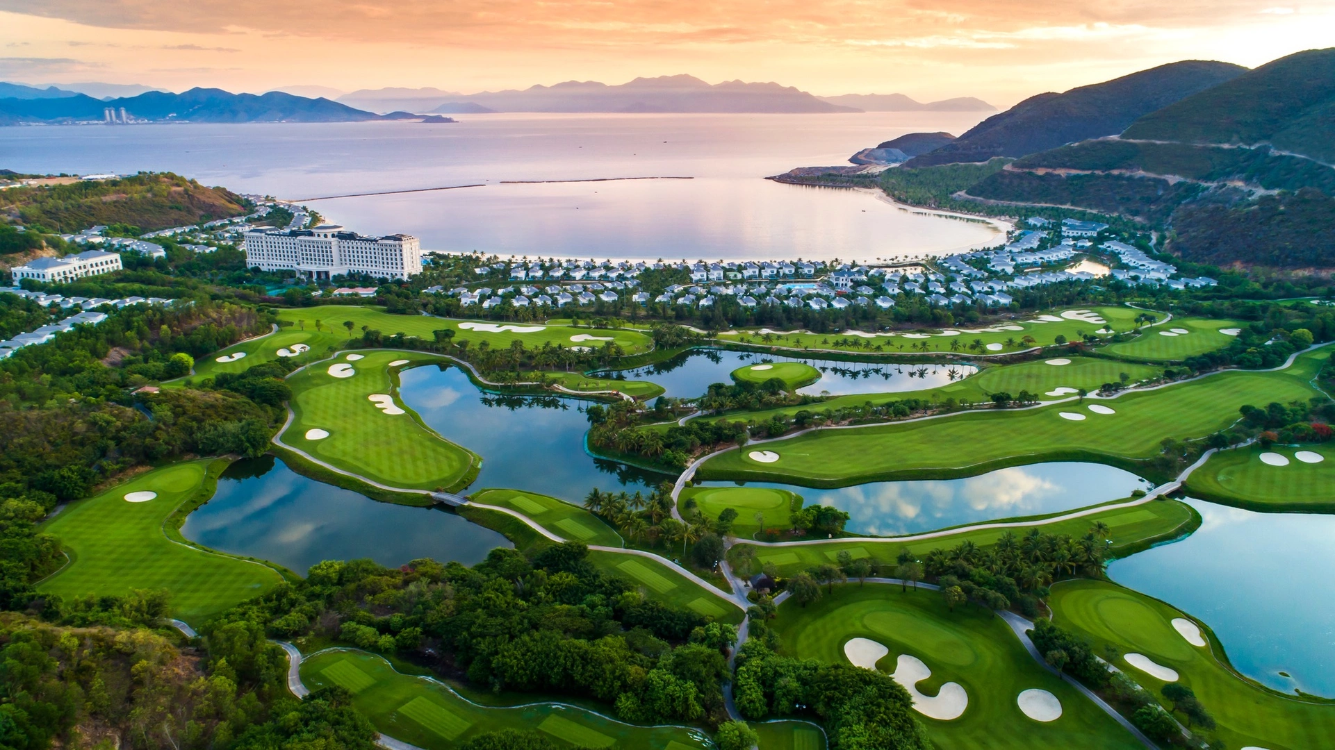 Tổng quan về Vinpearl Resort & Villas Luxury Nha Trang