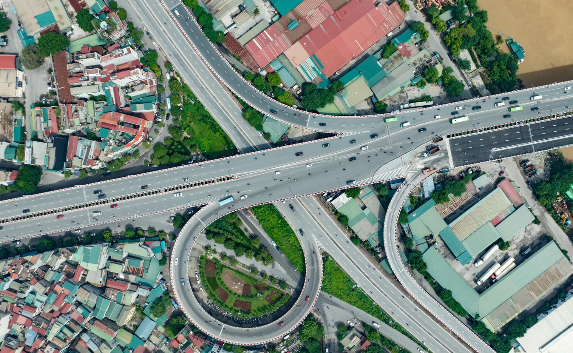 Quy mô cầu Vĩnh Tuy 2 như thế nào?