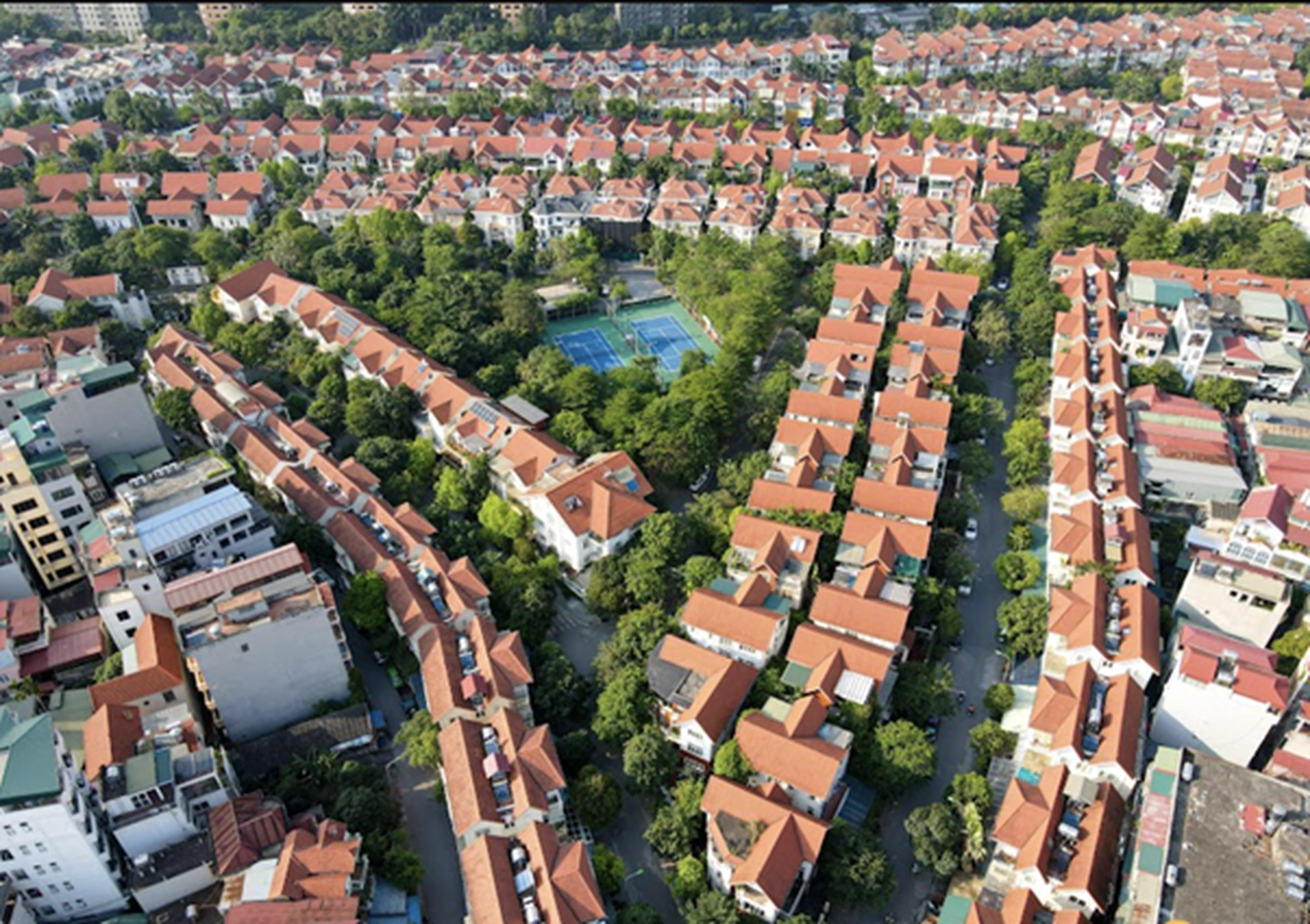 Chung cư Euroland có những tiện ích nội khu, ngoại khu nào?