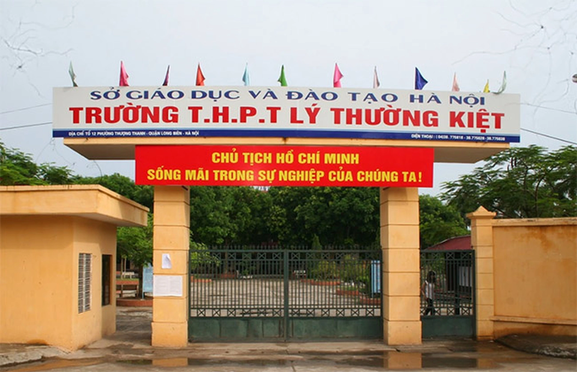 Việt Hưng Green Park gần những trường trung học phổ thông nào?