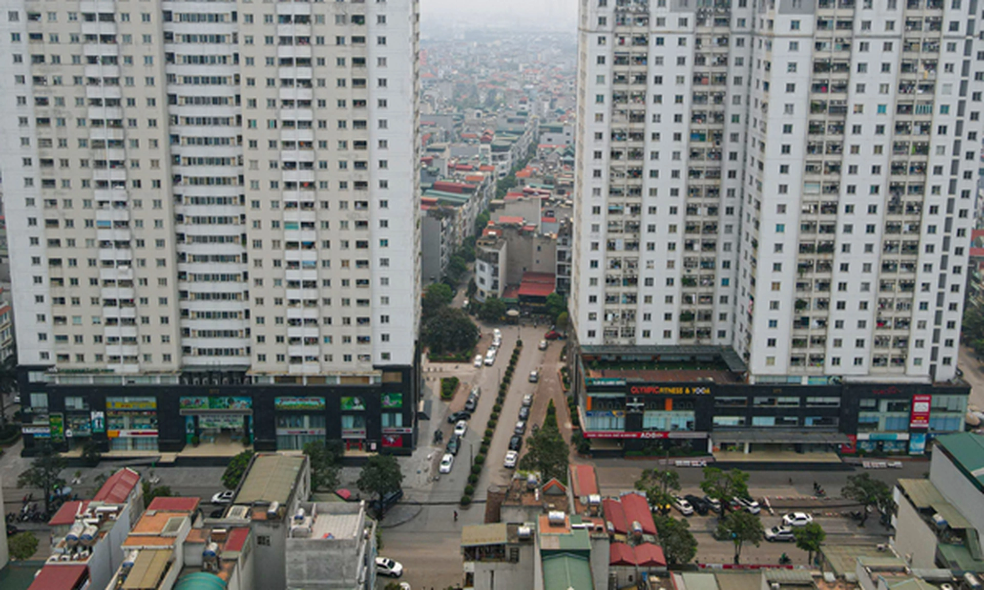 Trong bán kính 2km, gần chung cư Ngô Thì Nhậm có những trường mầm non nào?