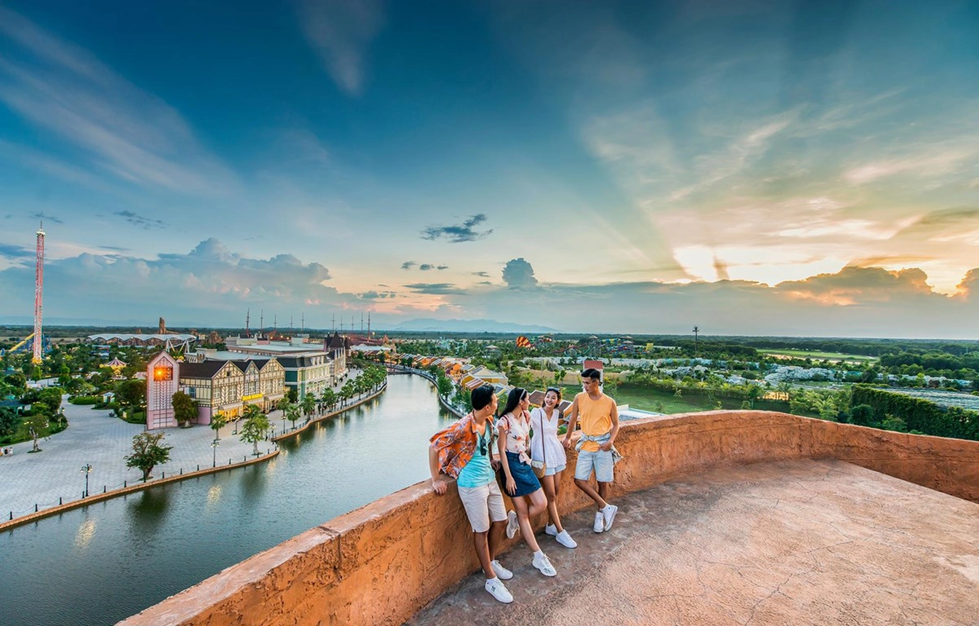 Nên đi Vinpearl Nam Hội An vào thời điểm nào trong năm?