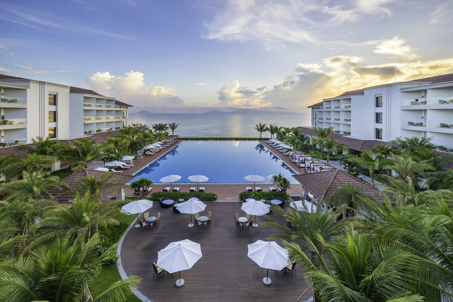 Giá biệt thự 5 phòng ngủ hướng biển tại Vinpearl Resort & Spa Hội An đang là bao nhiêu?