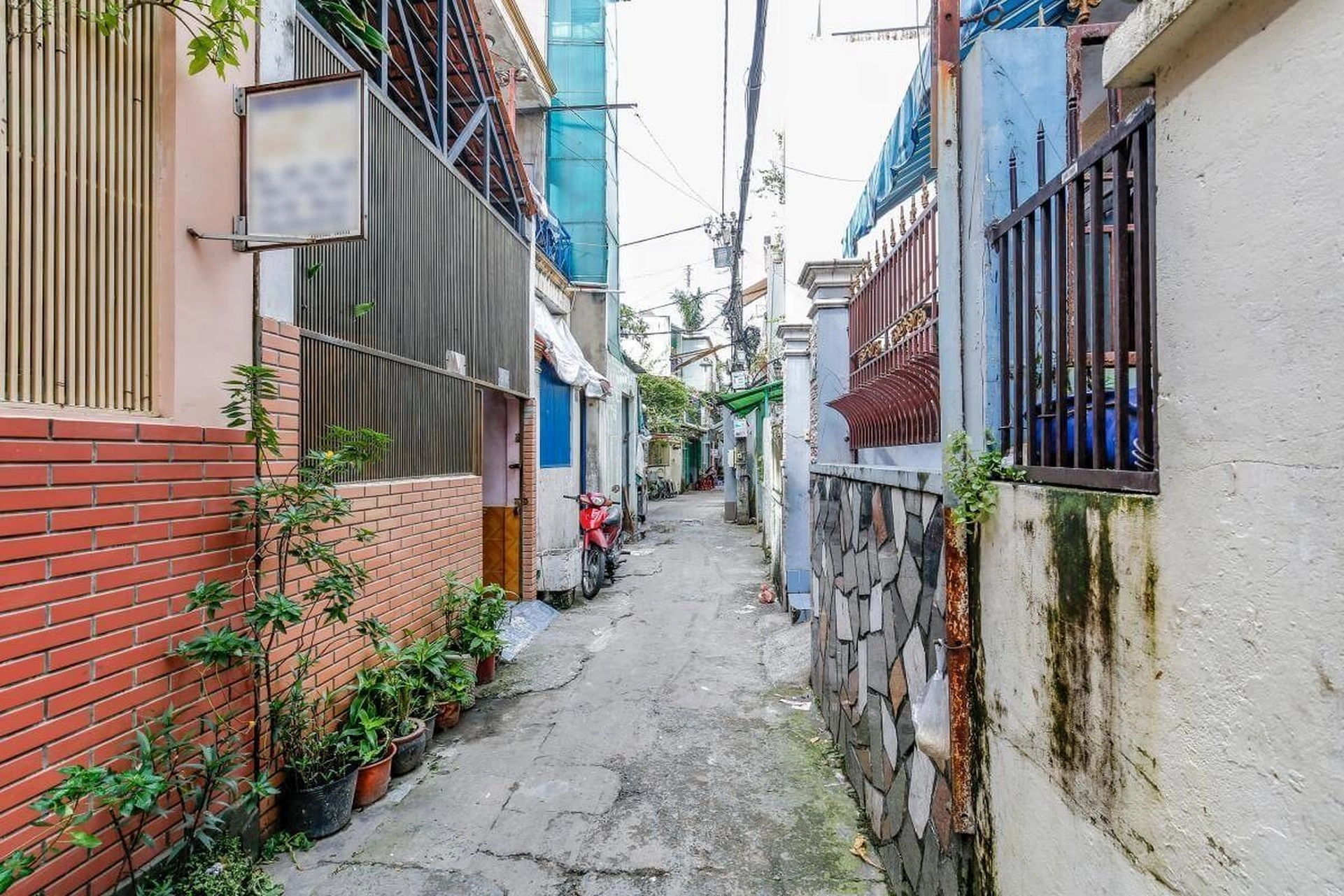 Có nên lựa chọn mua nhà trong hẻm với diện tích gấp đôi?