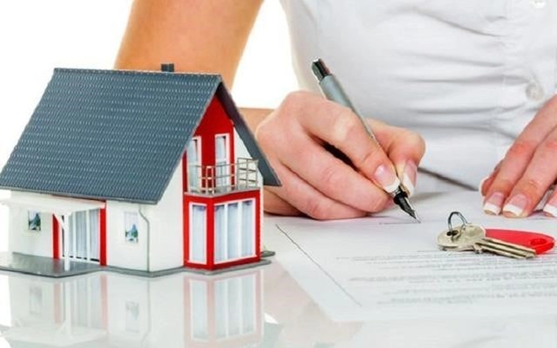 Sinh viên lần đầu thuê nhà Hà Nội nên tự tìm hay sử dụng dịch vụ môi giới?