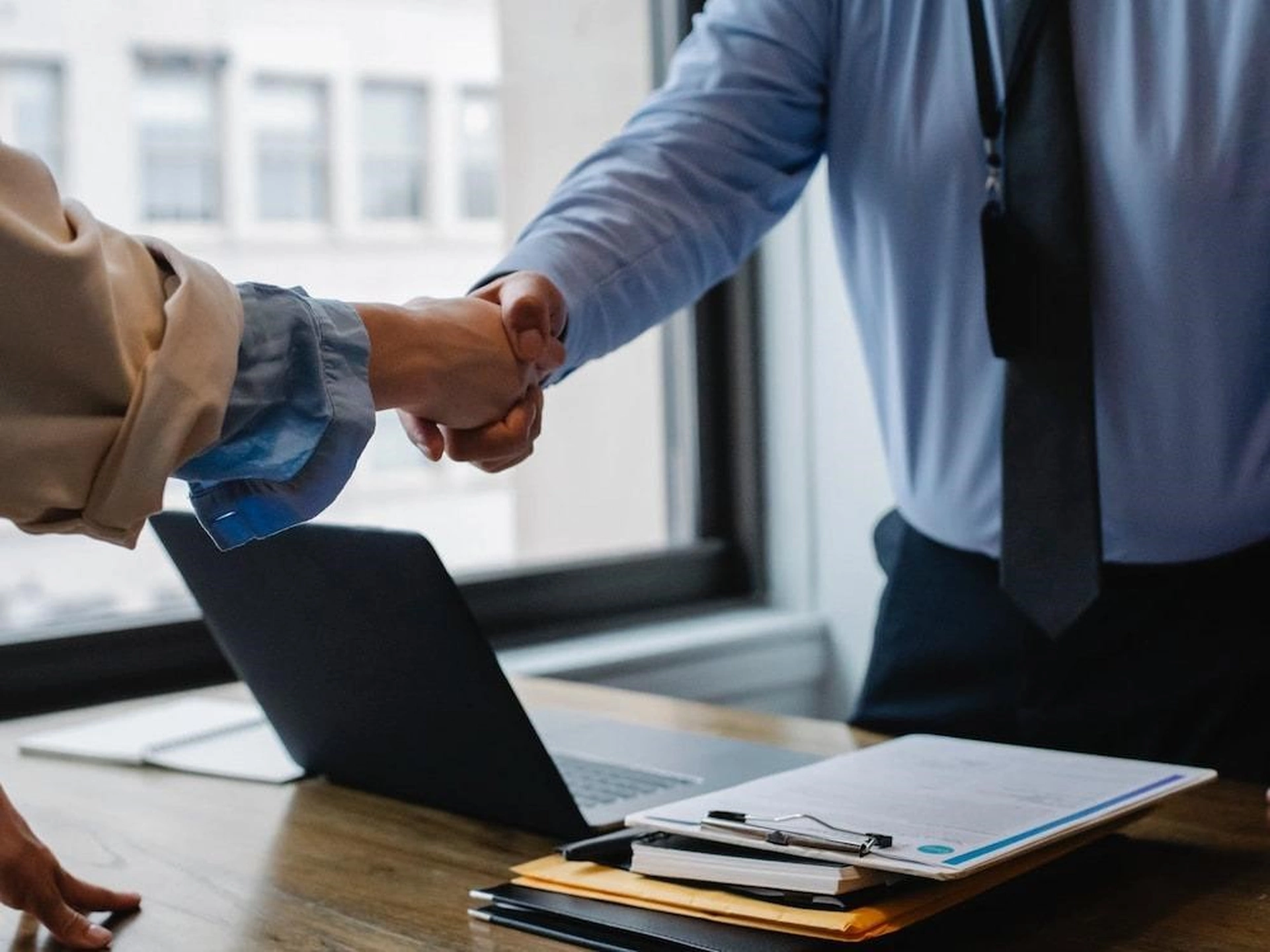 Thị trường bất động sản "đóng băng", bí quyết nào để môi giới trụ vững?