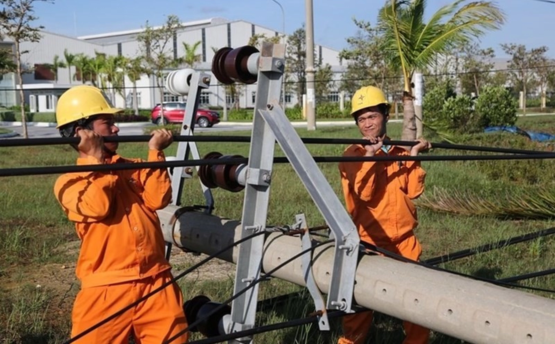 Chi phí bồi thường đất nằm trong hành lang an toàn lưới điện là bao nhiêu?