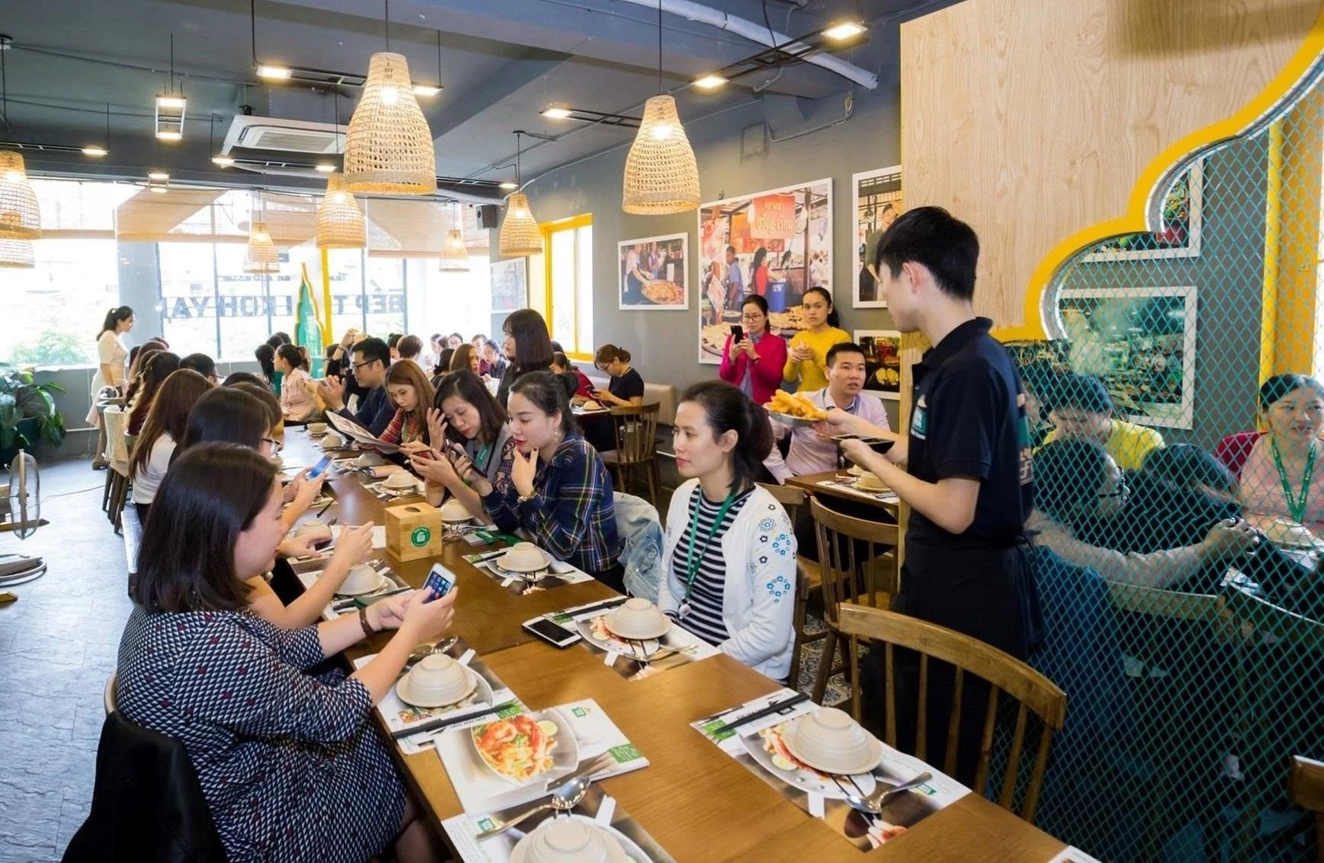 Mega Grand World Hà Nội "hút" loạt thương hiệu ẩm thực "tên tuổi", nhà đầu tư được hưởng lợi gì?