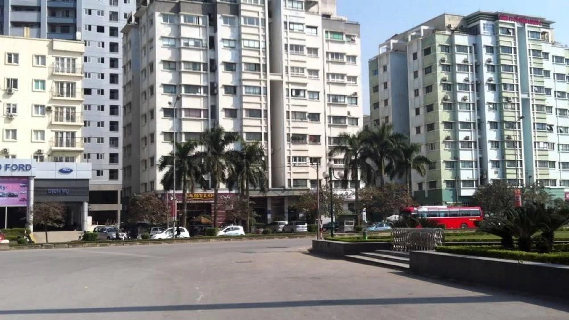 Có đủ chỗ đậu ôtô và xe máy tại chung cư West Lake Dominium không?