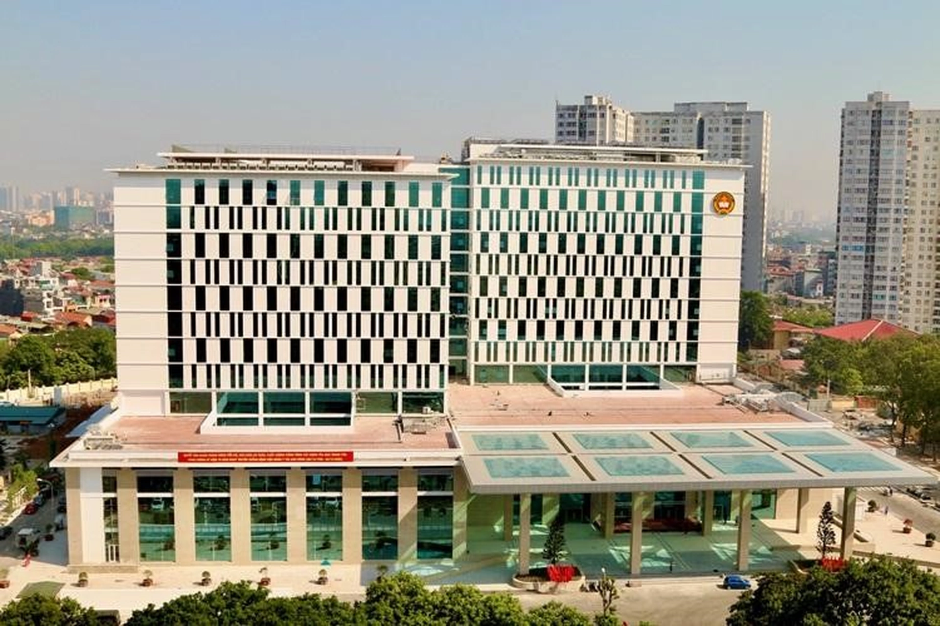 Gần chung cư Park View Residence có bệnh viện, phòng khám nào không?