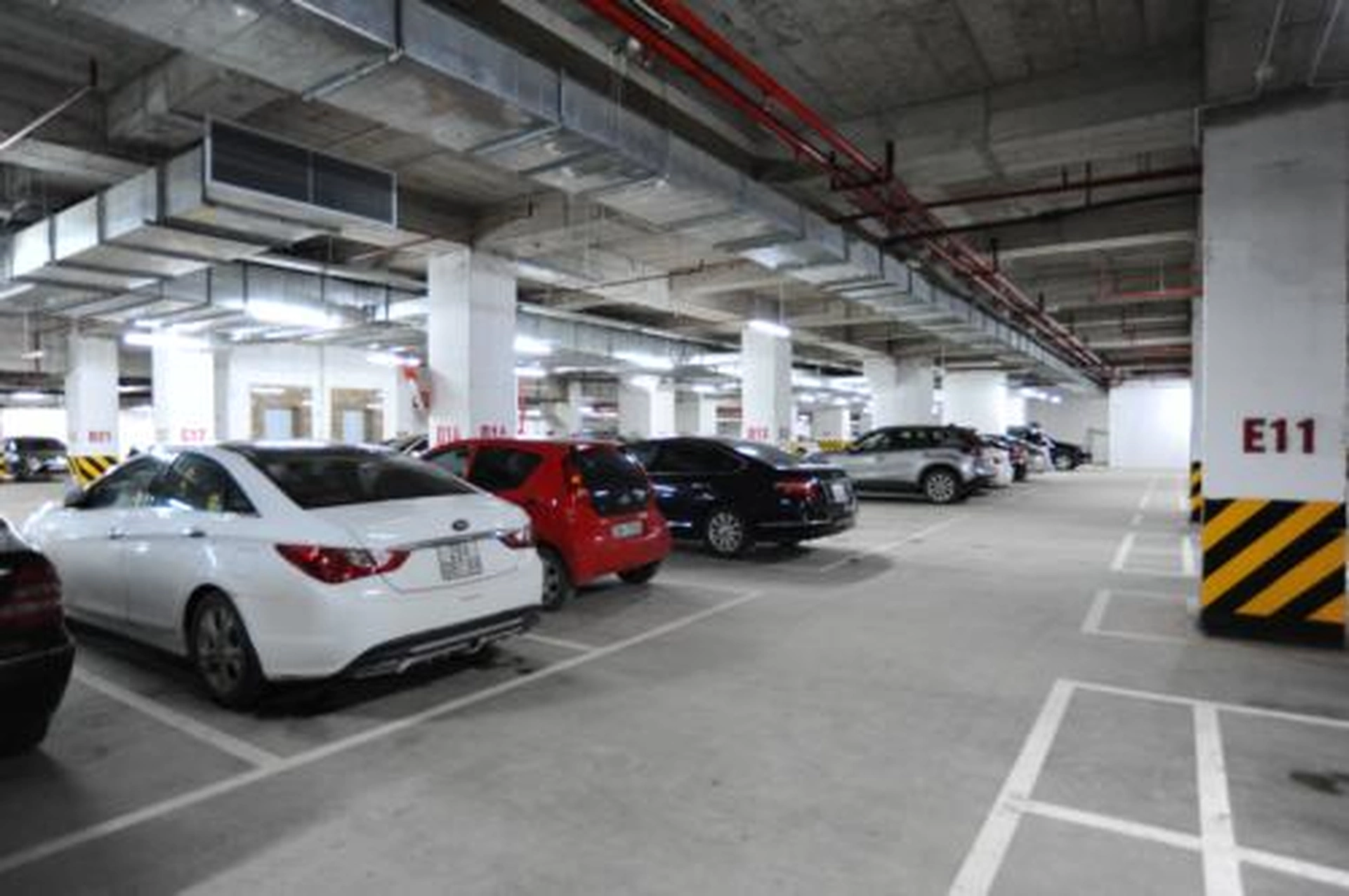 Có đủ chỗ đậu ô tô và xe máy tại chung cư The Pride quận Hà Đông không?