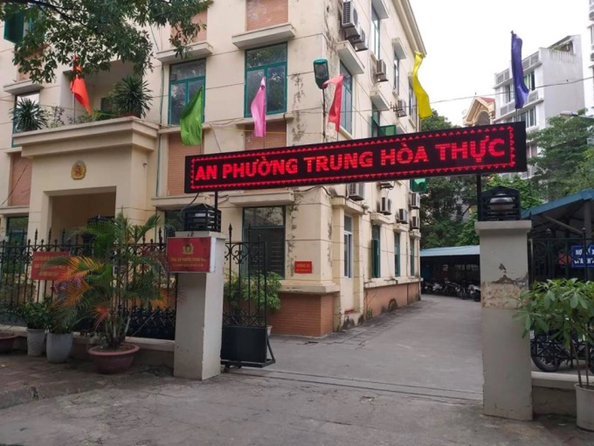 Địa điểm tiến hành thủ tục nhập khẩu với hộ gia đình mua chung cư CT4 Vimeco