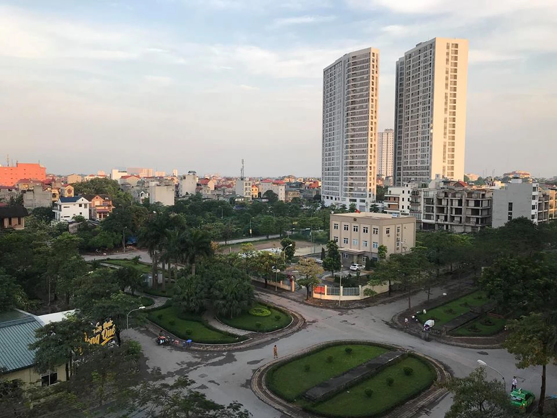 Địa điểm tiến hành thủ tục nhập khẩu với hộ gia đình mua chung cư Resco Cổ Nhuế