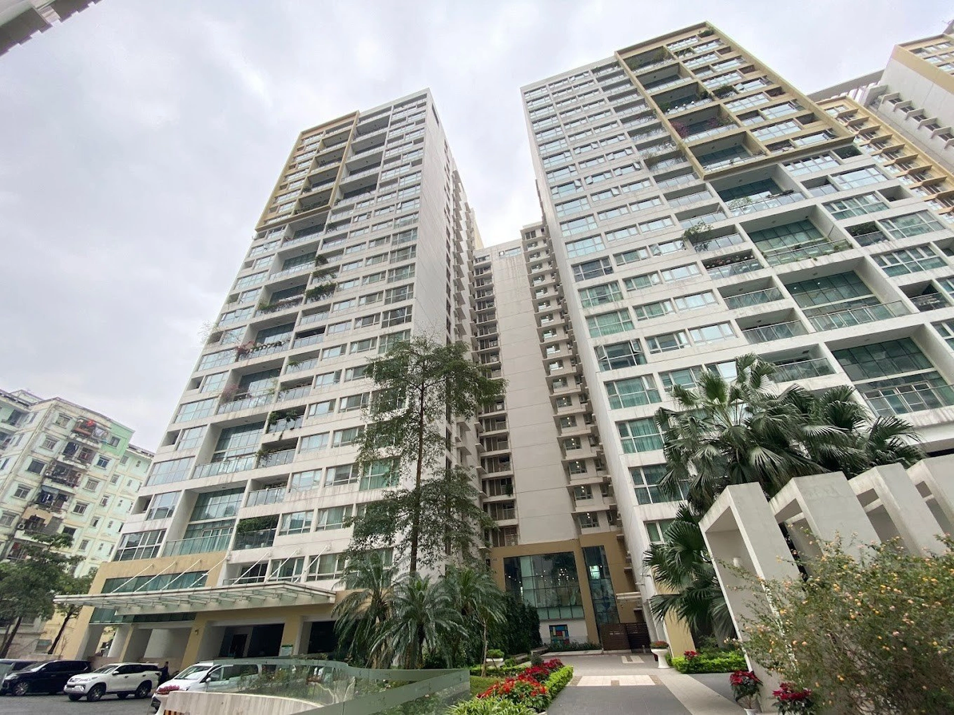 Địa điểm tiến hành thủ tục nhập khẩu với hộ gia đình mua chung cư Mandarin Garden