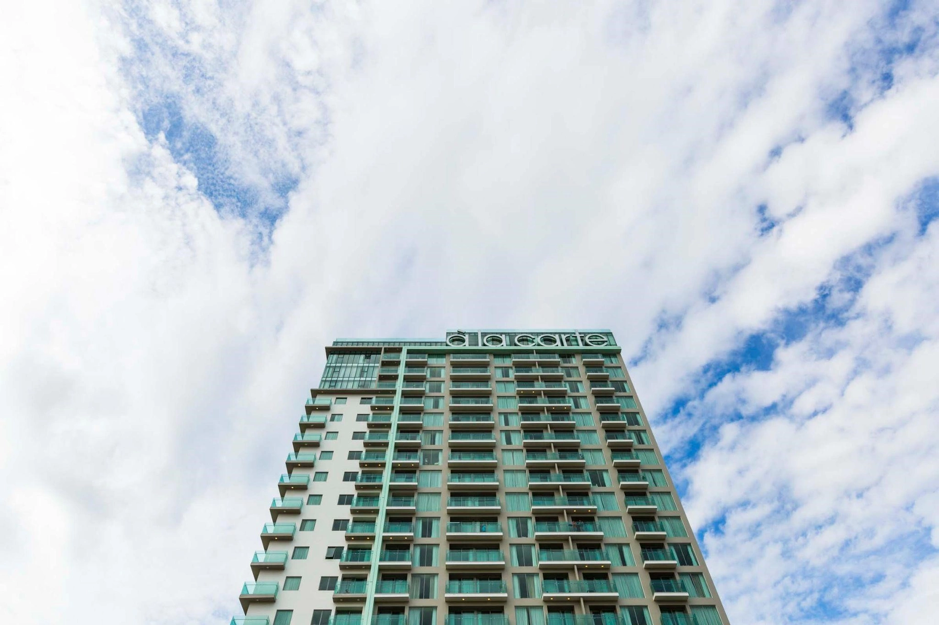 Oceanviews Apartment Hotel có địa chỉ chính xác ở đâu? Tiềm năng từ vị trí của dự án?