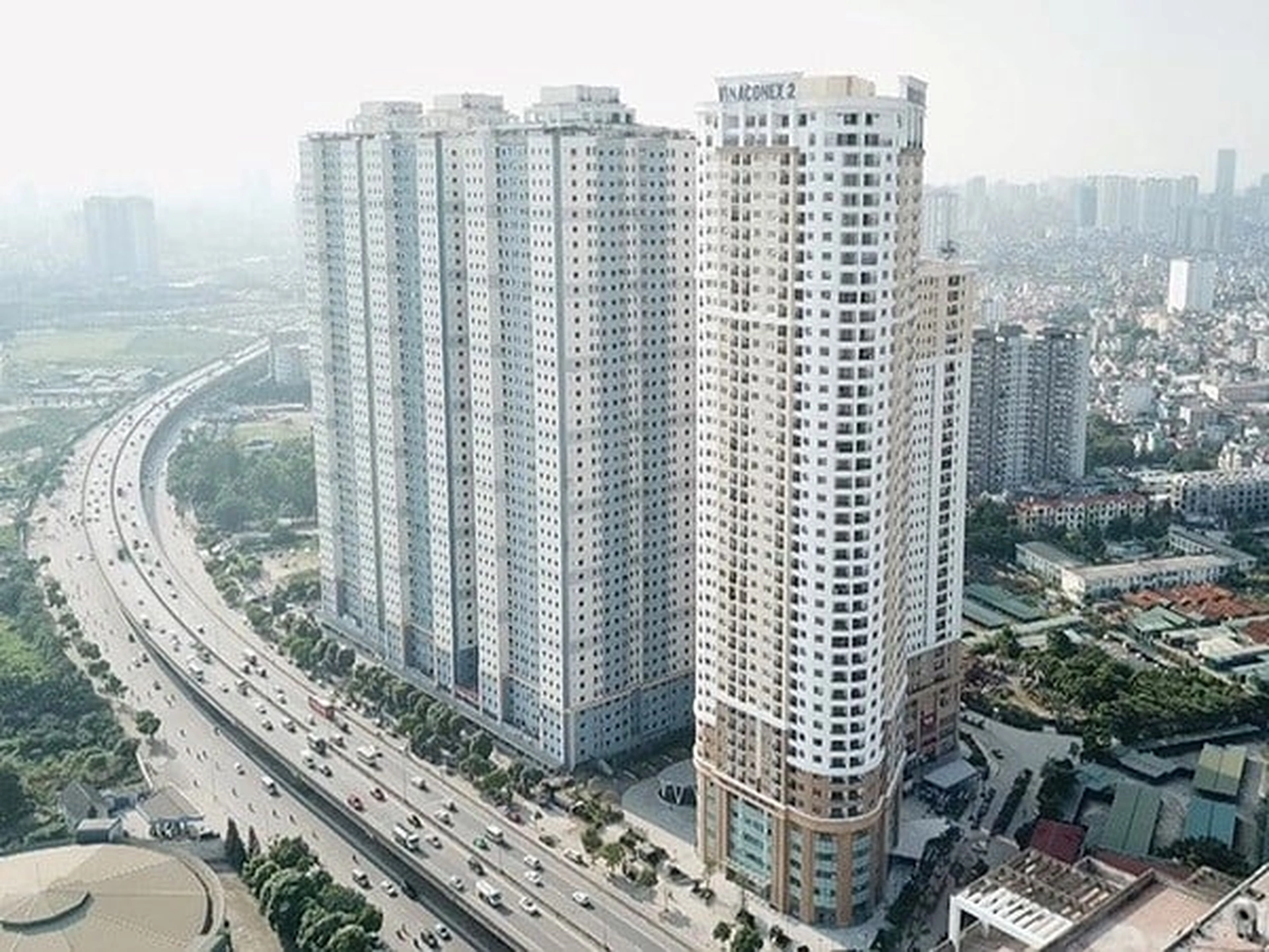 So sánh biến động giá của căn hộ chung cư VC2 Golden Heart và Kim Văn Kim Lũ