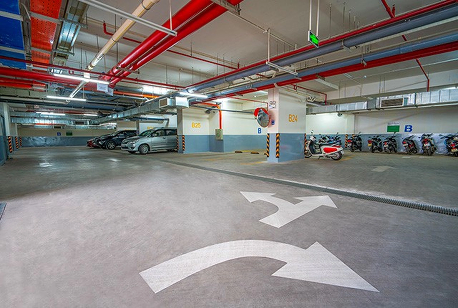 Có đủ chỗ đậu ôtô và xe máy chung cư Lavita Garden TP Thủ Đức không?