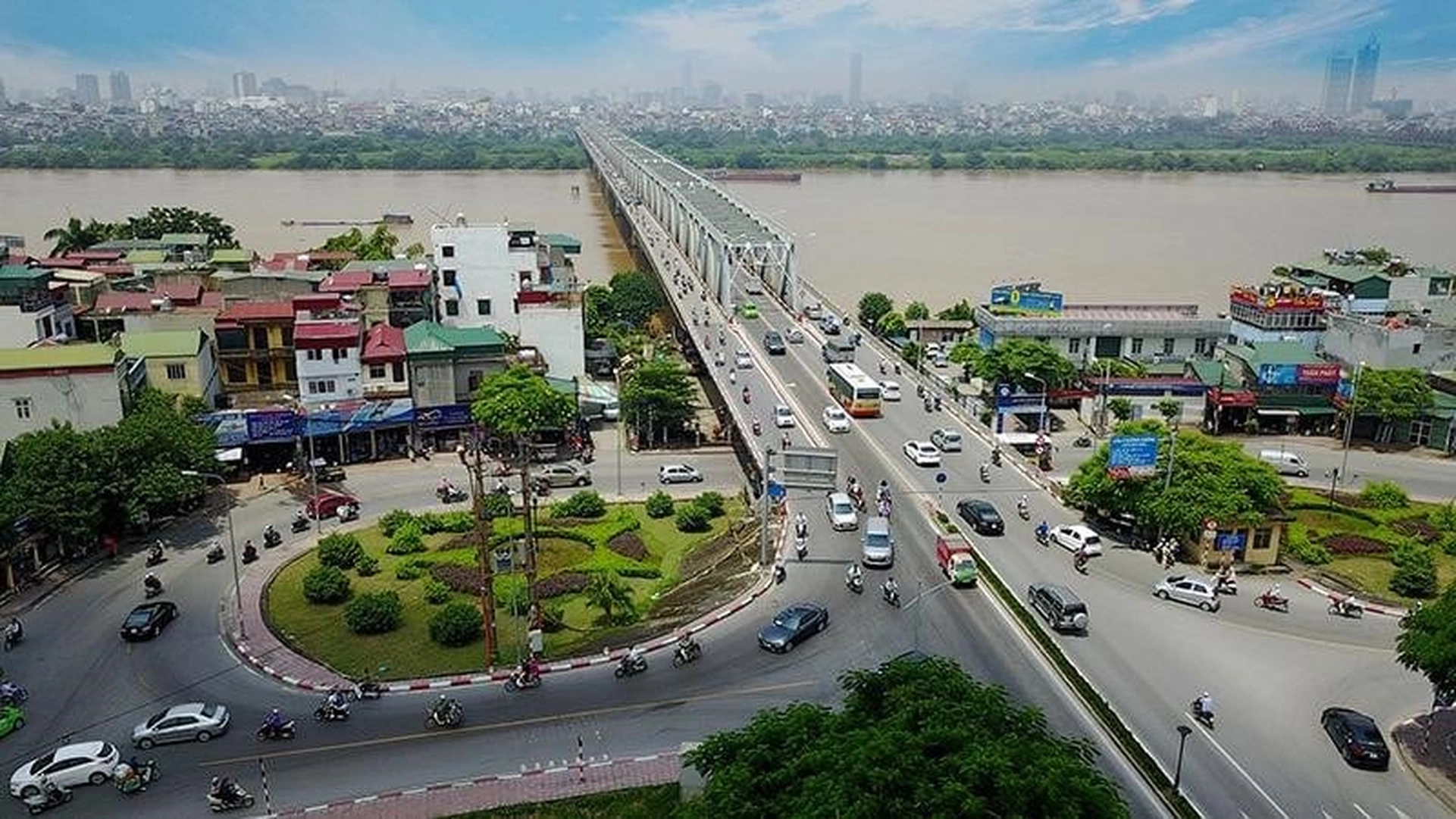 Nhà mặt phố tại phố Vũ Xuân Thiều, quận Long Biên giá bán bao nhiêu?