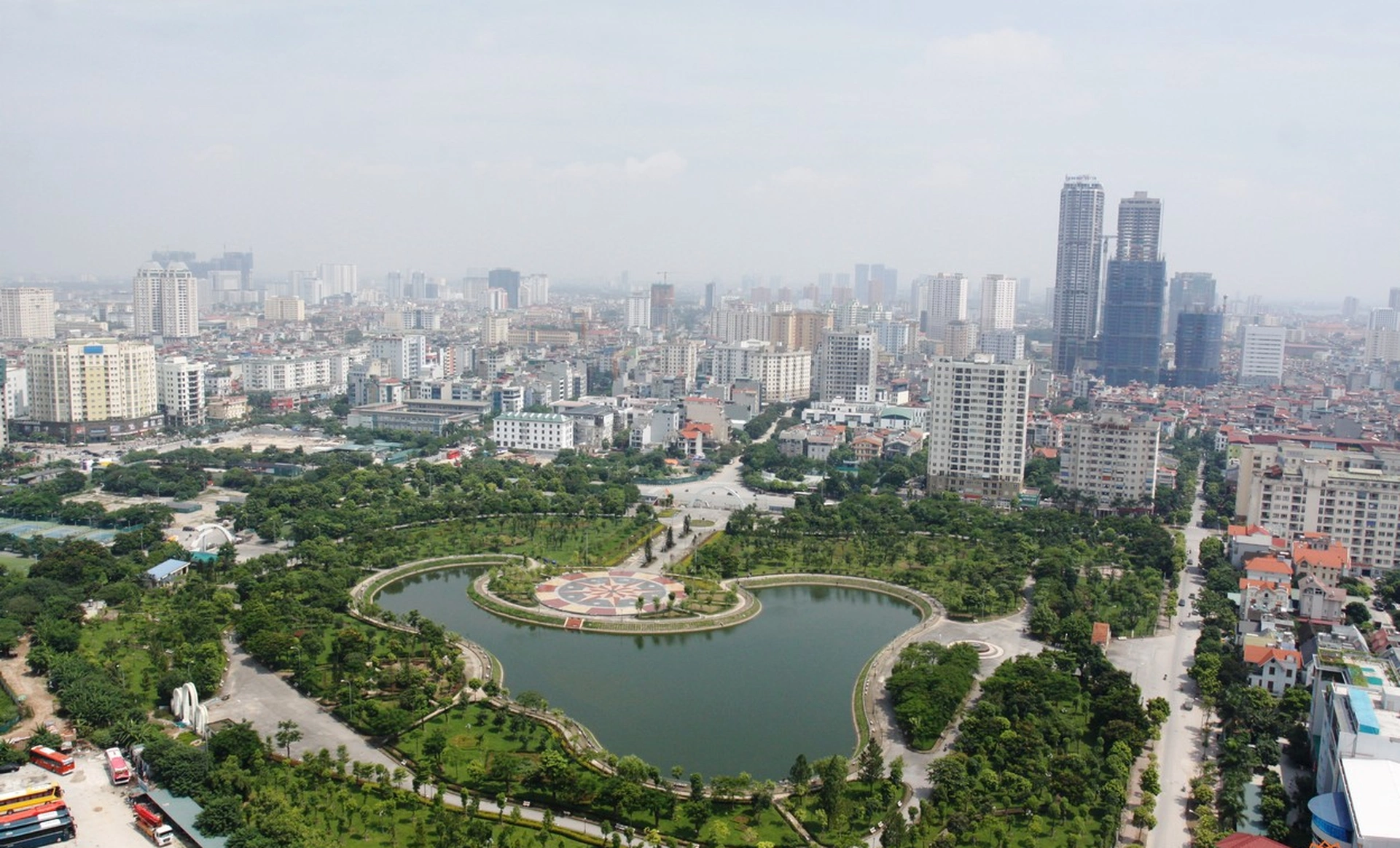 Nhà mặt phố tại phố Phan Văn Trường, quận Cầu Giấy giá bán bao nhiêu?