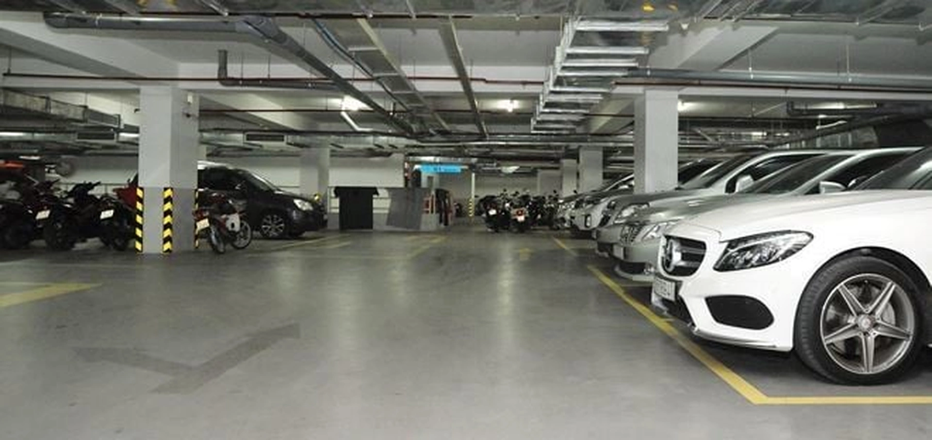 Có đủ chỗ đậu ôtô và xe máy chung cư Akari City Nam Long Quận Bình Tân không?