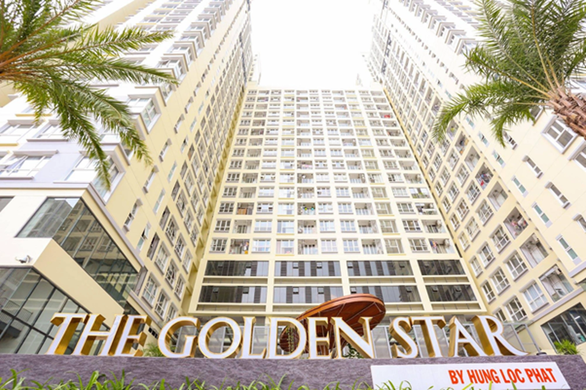 Có đủ chỗ đậu ôtô và xe máy chung cư The Golden Star Quận 7 không?