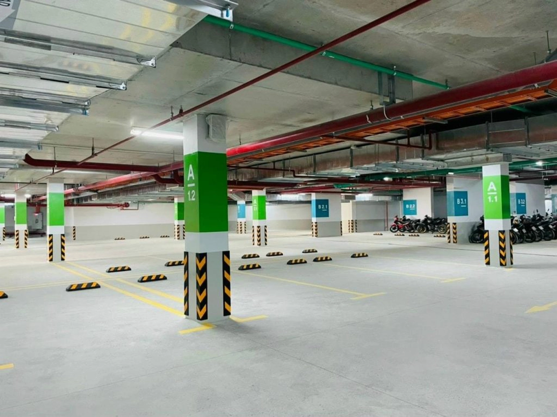 Có đủ chỗ đậu ôtô và xe máy chung cư Picity High Park Quận 12 không?