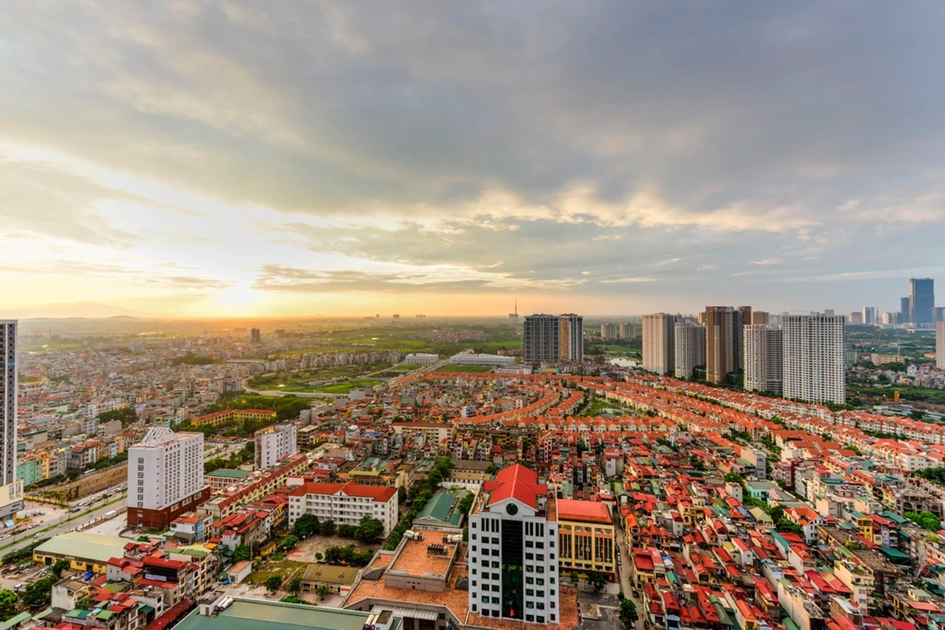 Giá bán nhà riêng, nguyên căn đường Nguyễn Huy Tưởng, quận Thanh Xuân hiện tại là bao nhiêu?