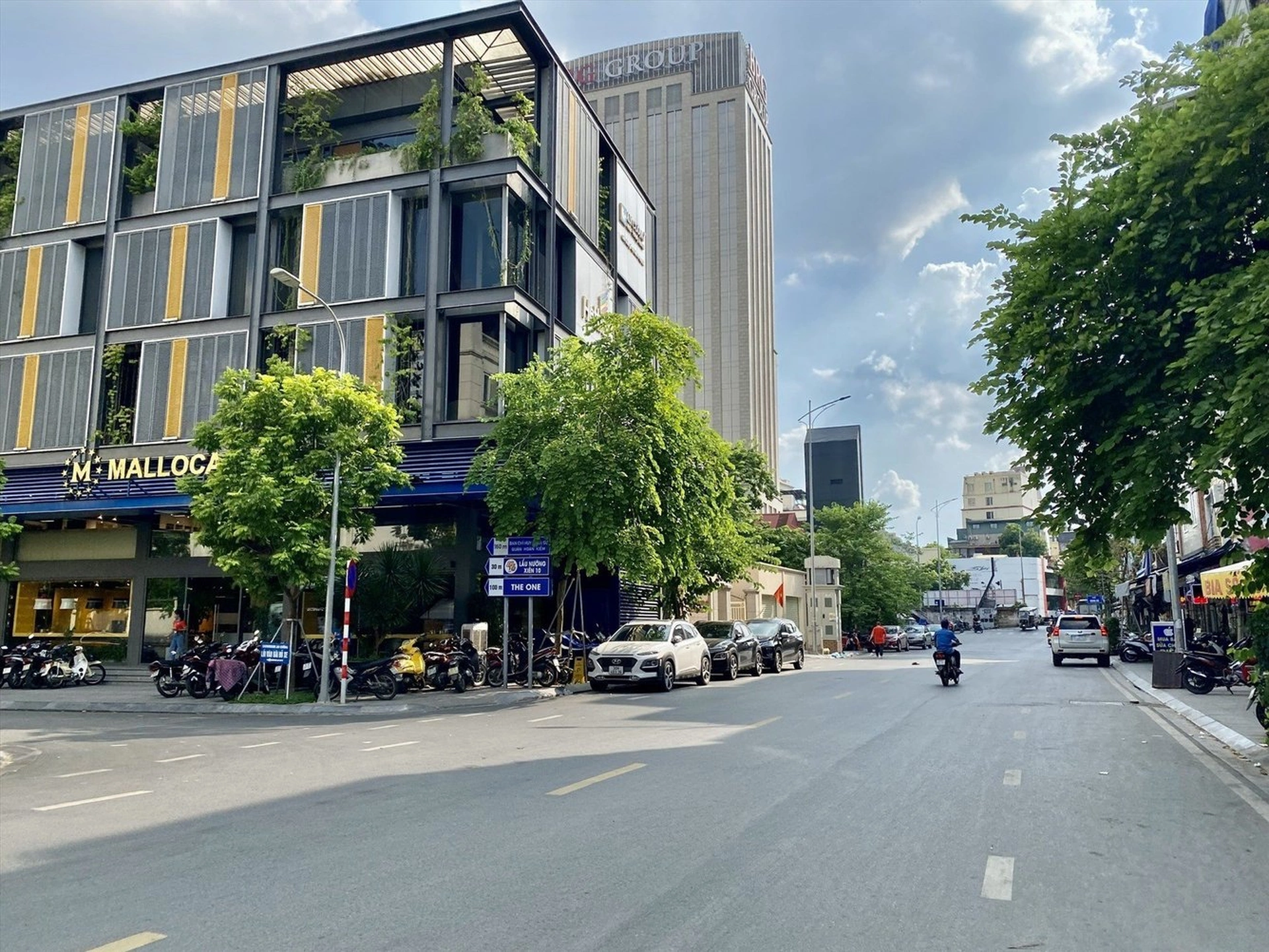 Địa điểm tiến hành thủ tục nhập khẩu với hộ gia đình mua nhà đất tại phố Chương Dương Độ, phường Chương Dương, quận Hoàn Kiếm