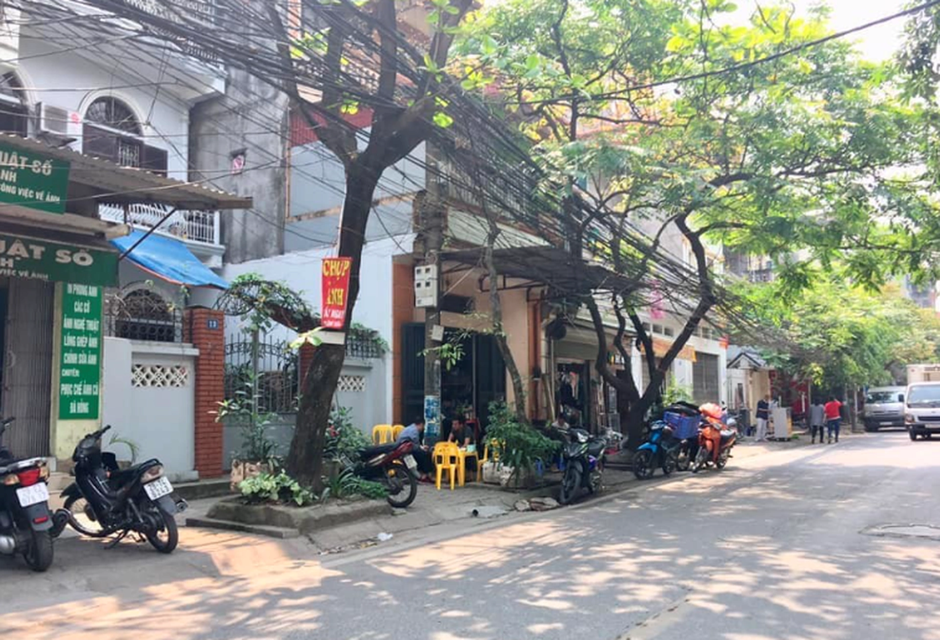 Địa điểm tiến hành thủ tục nhập khẩu với hộ gia đình mua nhà đất tại phố Lãng Yên, quận Hai Bà Trưng