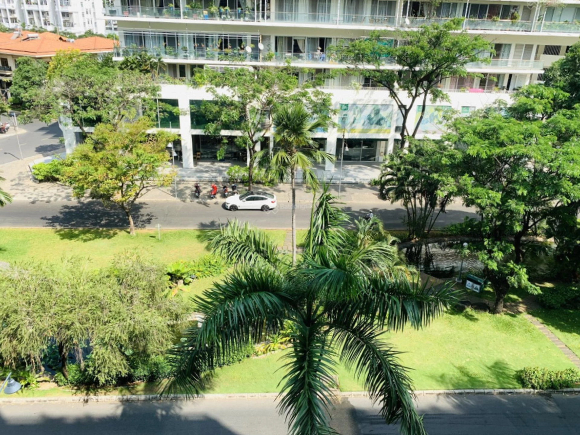 Có đủ chỗ đậu ôtô và xe máy chung cư Garden Plaza 1 Quận 7 không?