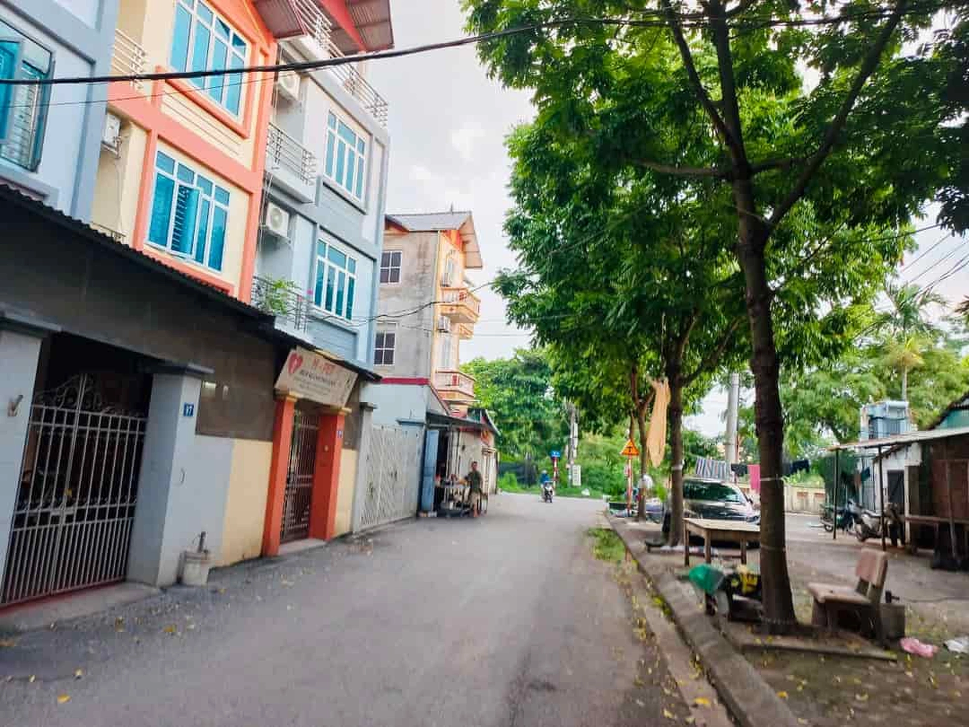 Giá bán nhà đất quận Bắc Từ Liêm ô tô có thể tránh nhau hiện là bao nhiêu?