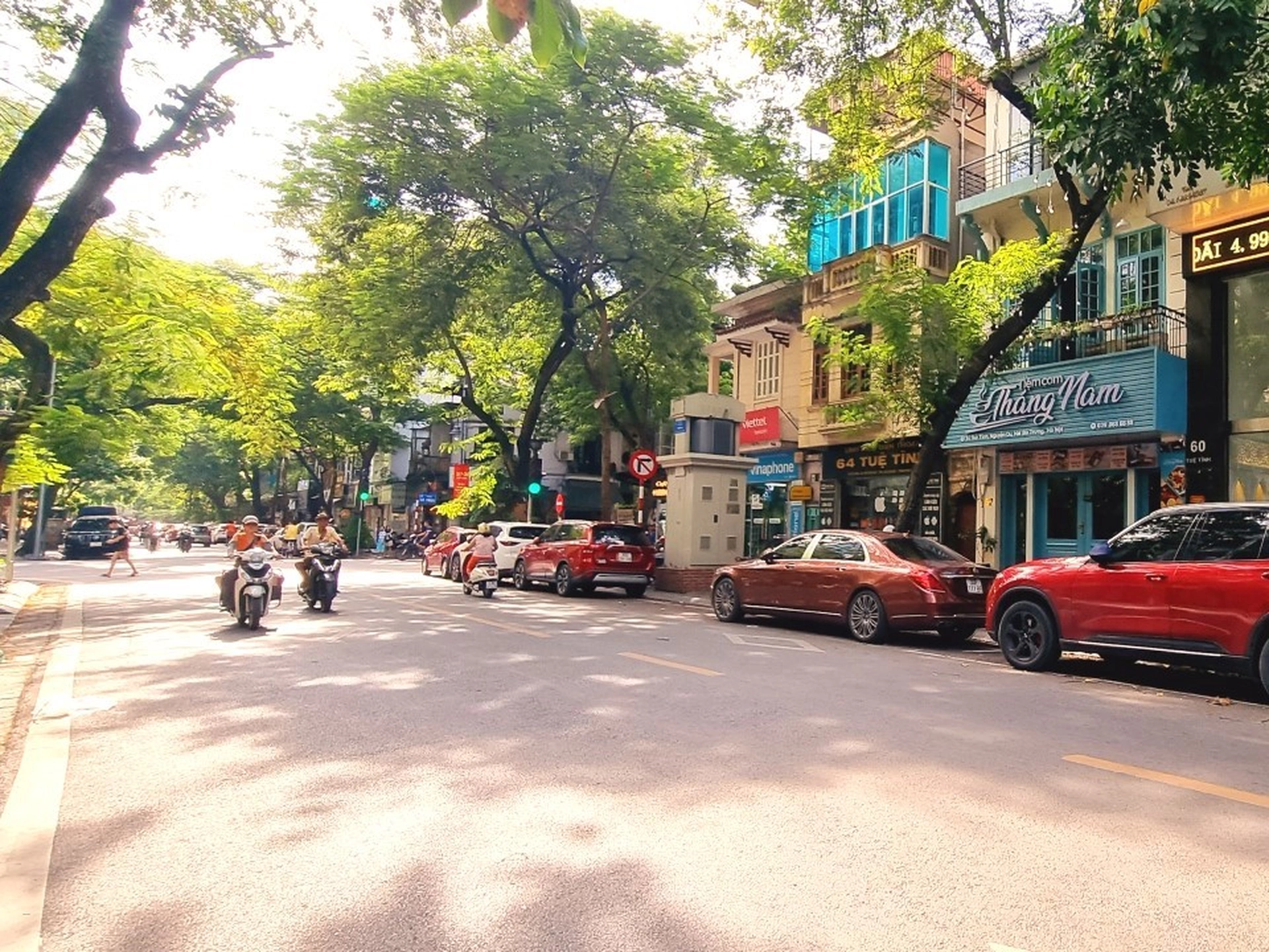 Địa điểm tiến hành thủ tục nhập khẩu với hộ gia đình mua nhà đất tại phố Tuệ Tĩnh, quận Hai Bà Trưng