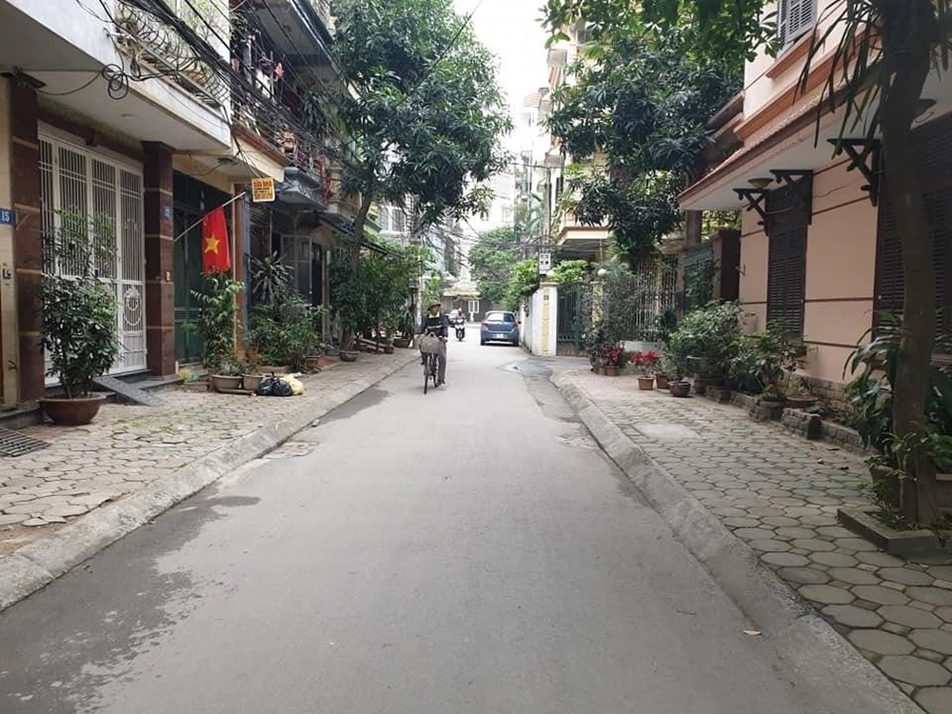Cập nhật giá bán nhà nở hậu tại phường Bưởi, quận Tây Hồ