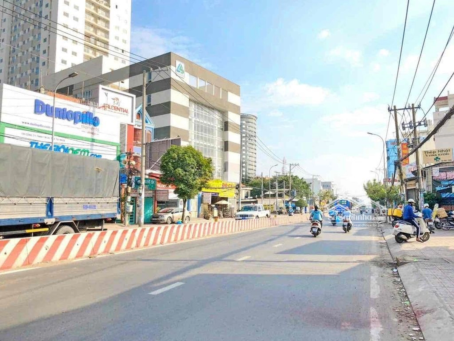 Giá bán nhà riêng đường Lê Thị Chợ, Quận 7, TP. HCM hiện tại là bao nhiêu?
