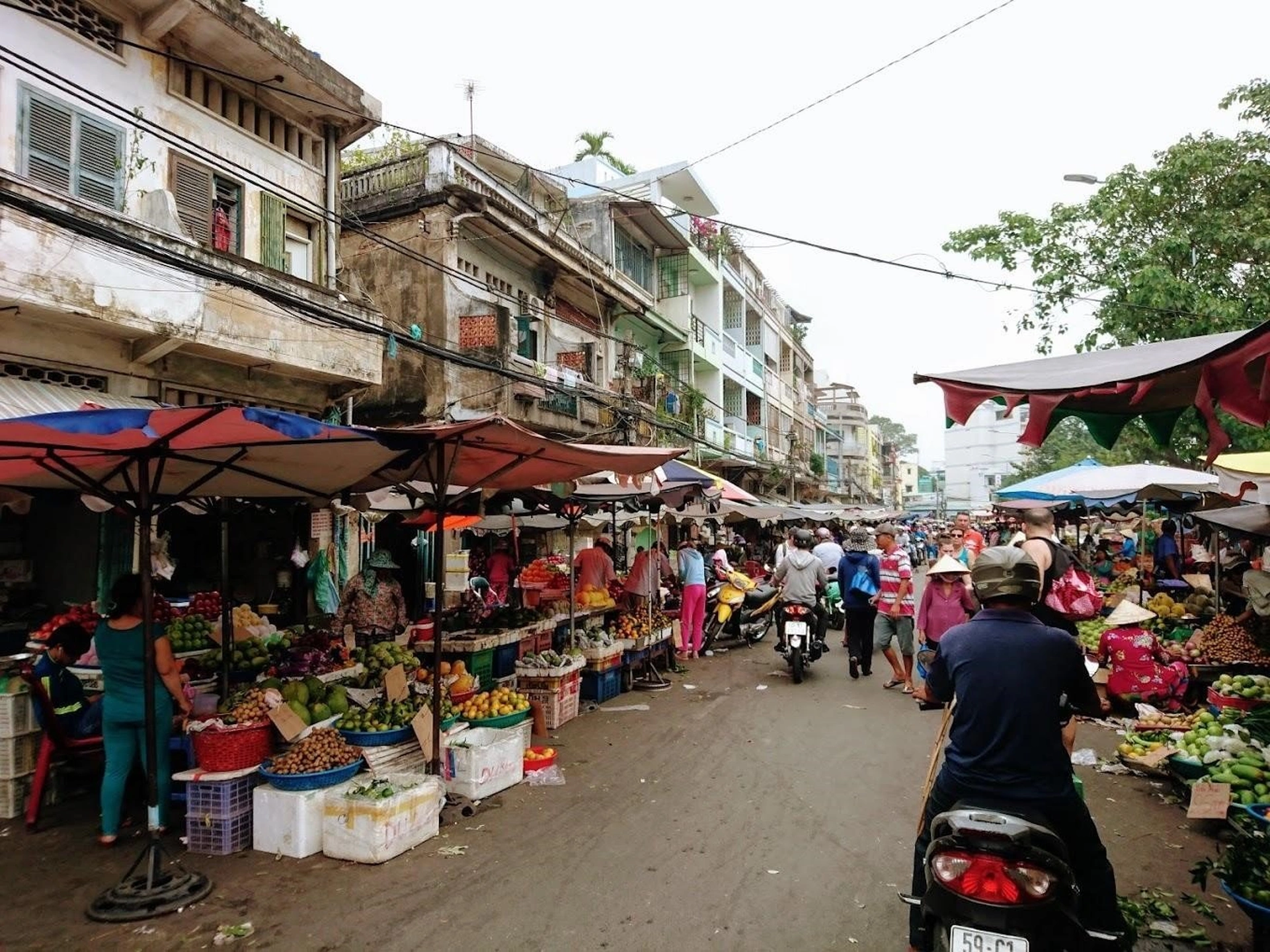 Nhà riêng gần chợ Trần Chánh Chiếu, quận 5 có giá bán bao nhiêu? 