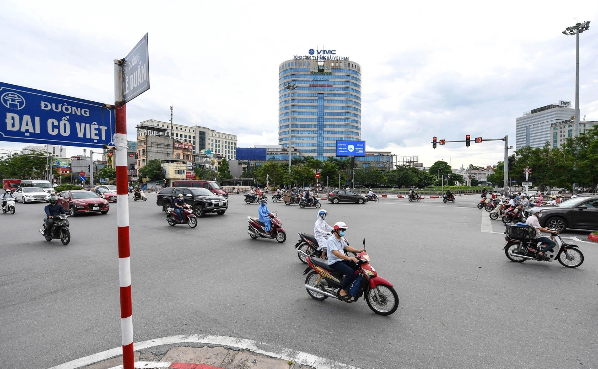 Cập nhật giá bán nhà riêng 4PN tại phường Phố Huế, quận Hai Bà Trưng