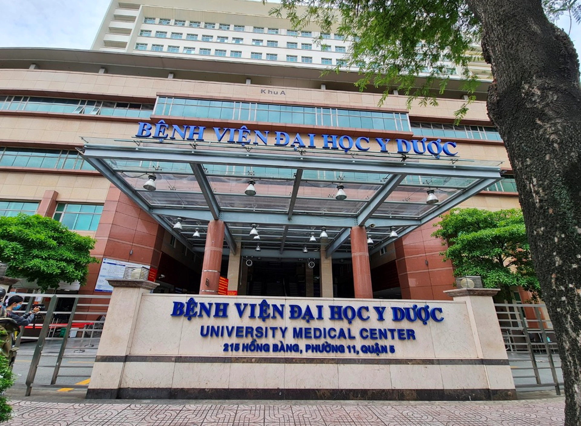 Nhà riêng gần bệnh viện Đại học Y Dược, quận 5 có giá bán bao nhiêu?