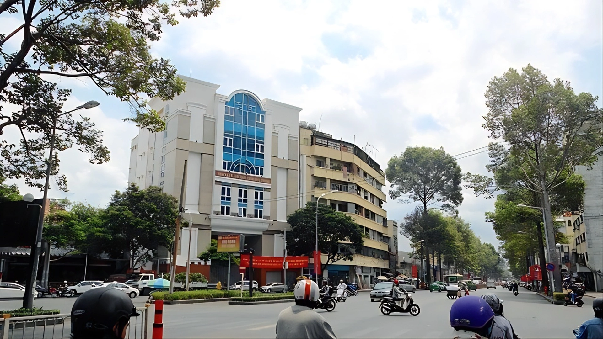 Nhà riêng gần bệnh viện Y học Cổ truyền TP.HCM cơ sở 2, quận 5 có giá bán bao nhiêu?